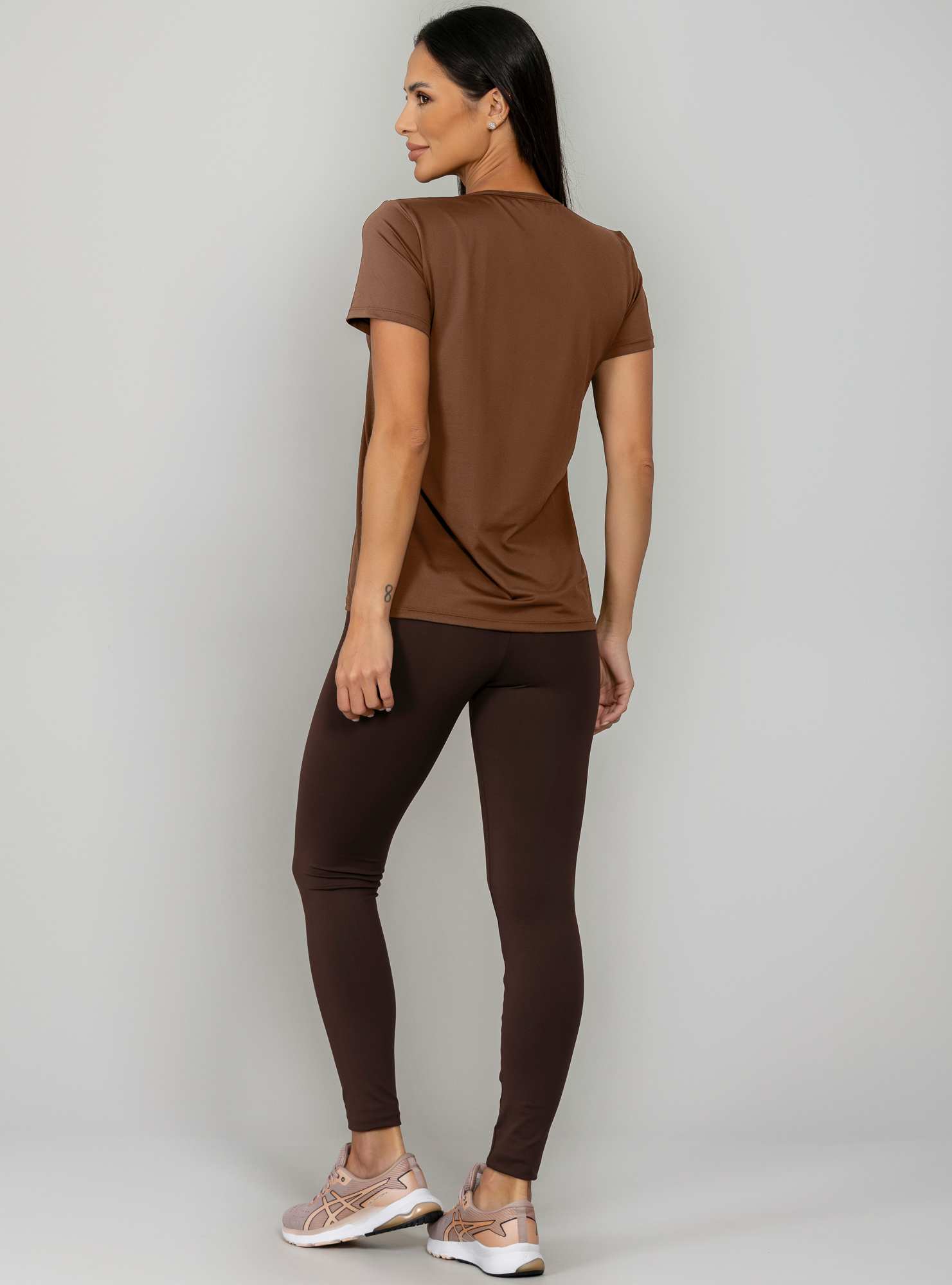 T-Shirt Fashion Color Marrom 06