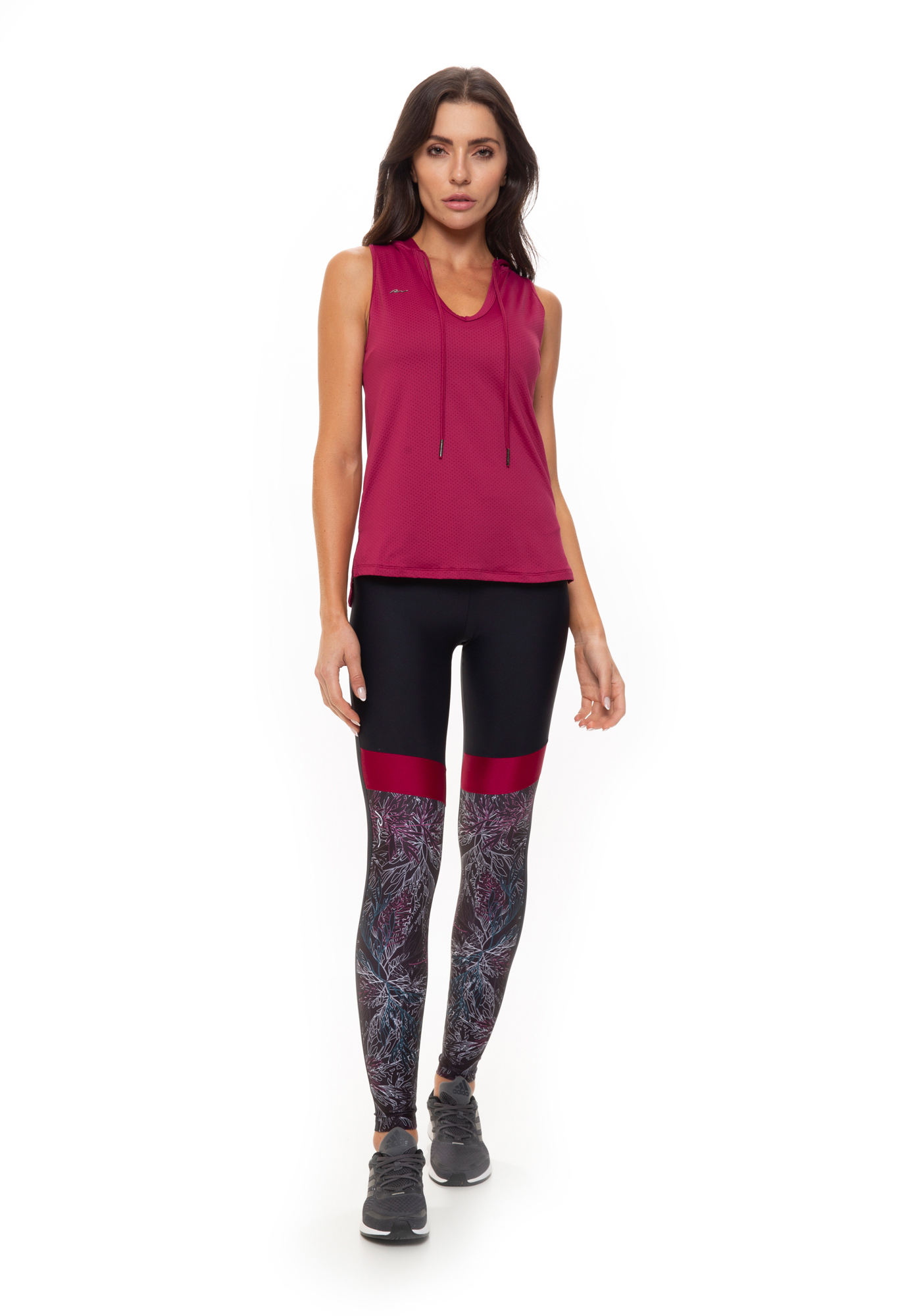 Regata Alongada com Capuz Roxo 19