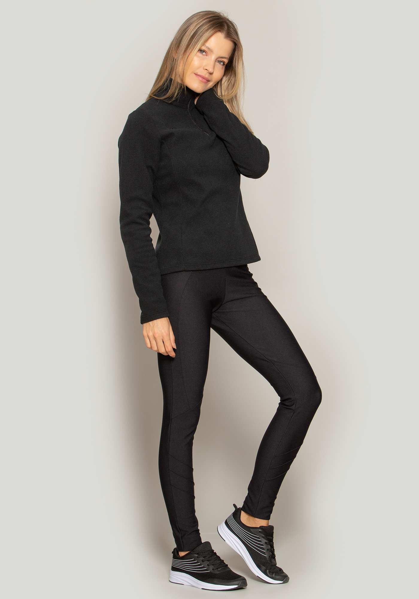 Blusa Gola Alta Térmica Preto