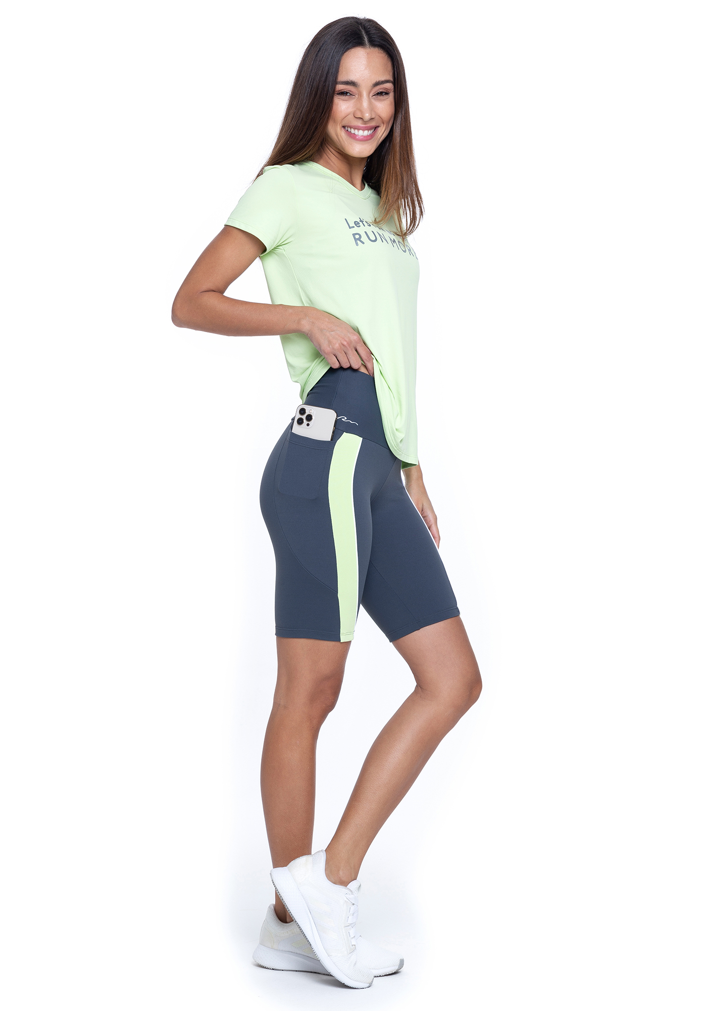 Ciclista com bolso de Power Fit Cinza 02 / Verde 03