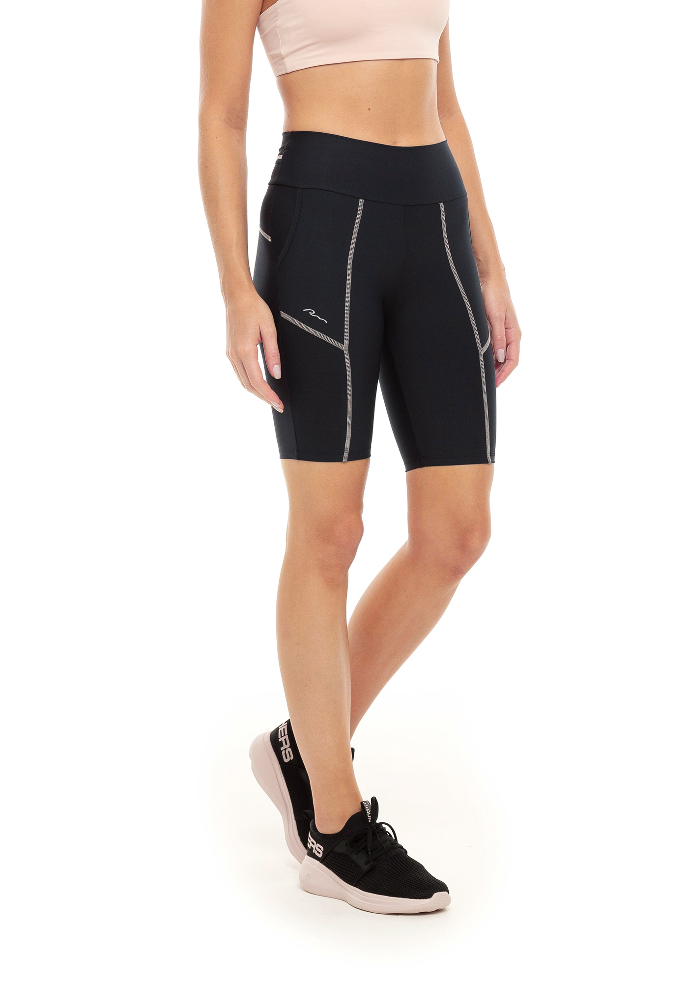 Ciclista com Linhas em Destaque Preto / Bege 02