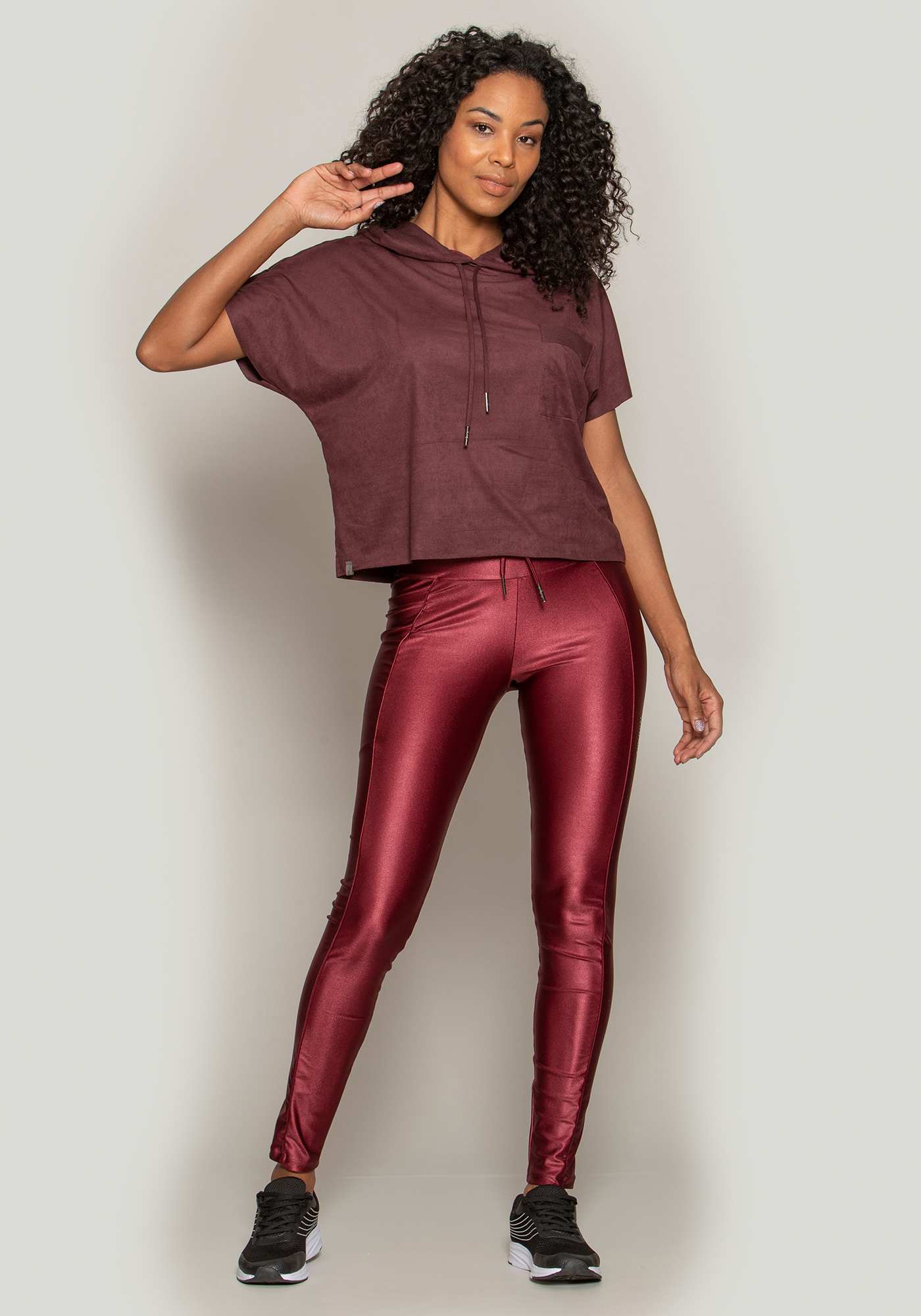 Blusa Boxy Suede Bordo 03