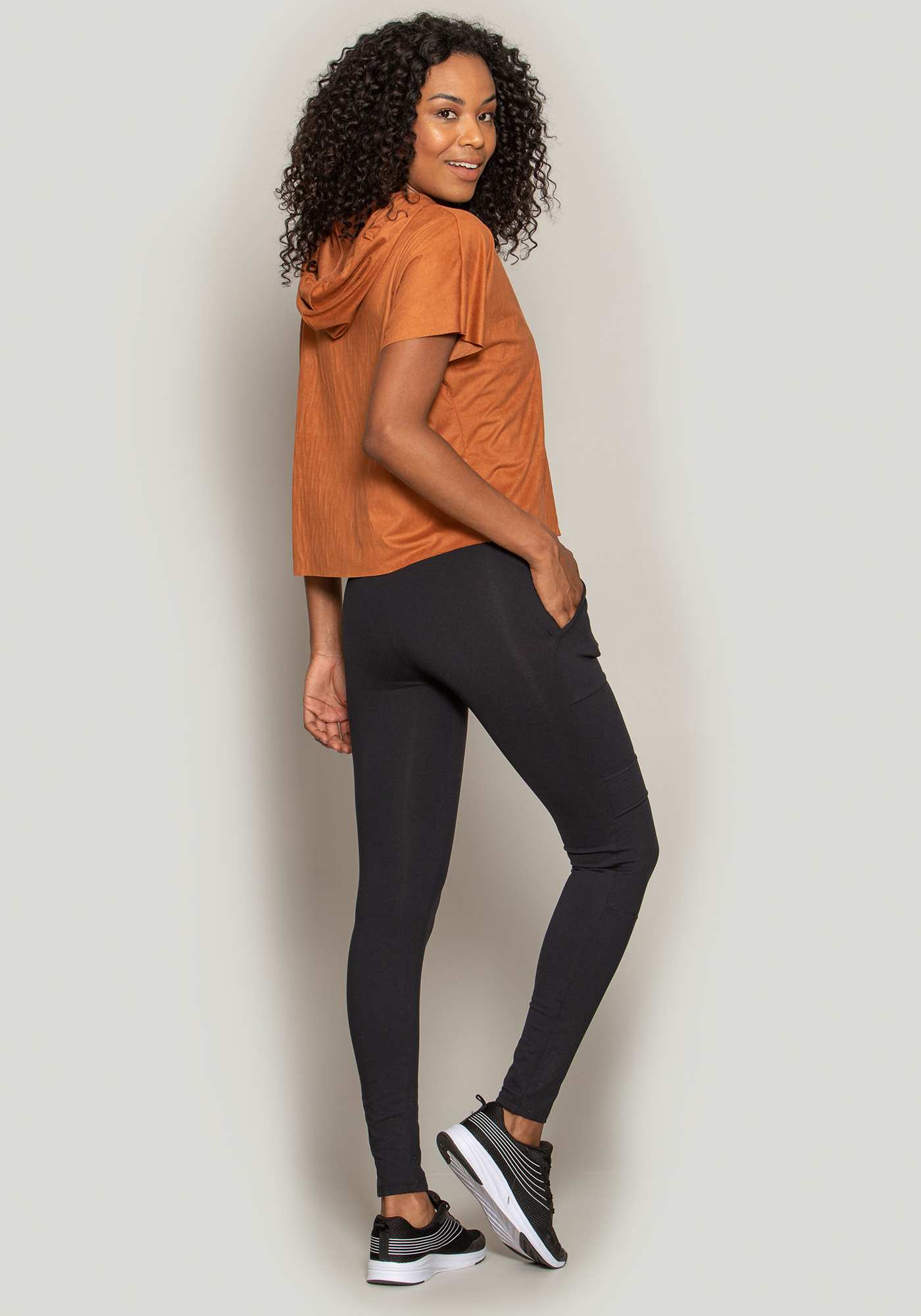 Blusa Boxy Suede Ferrugem 02