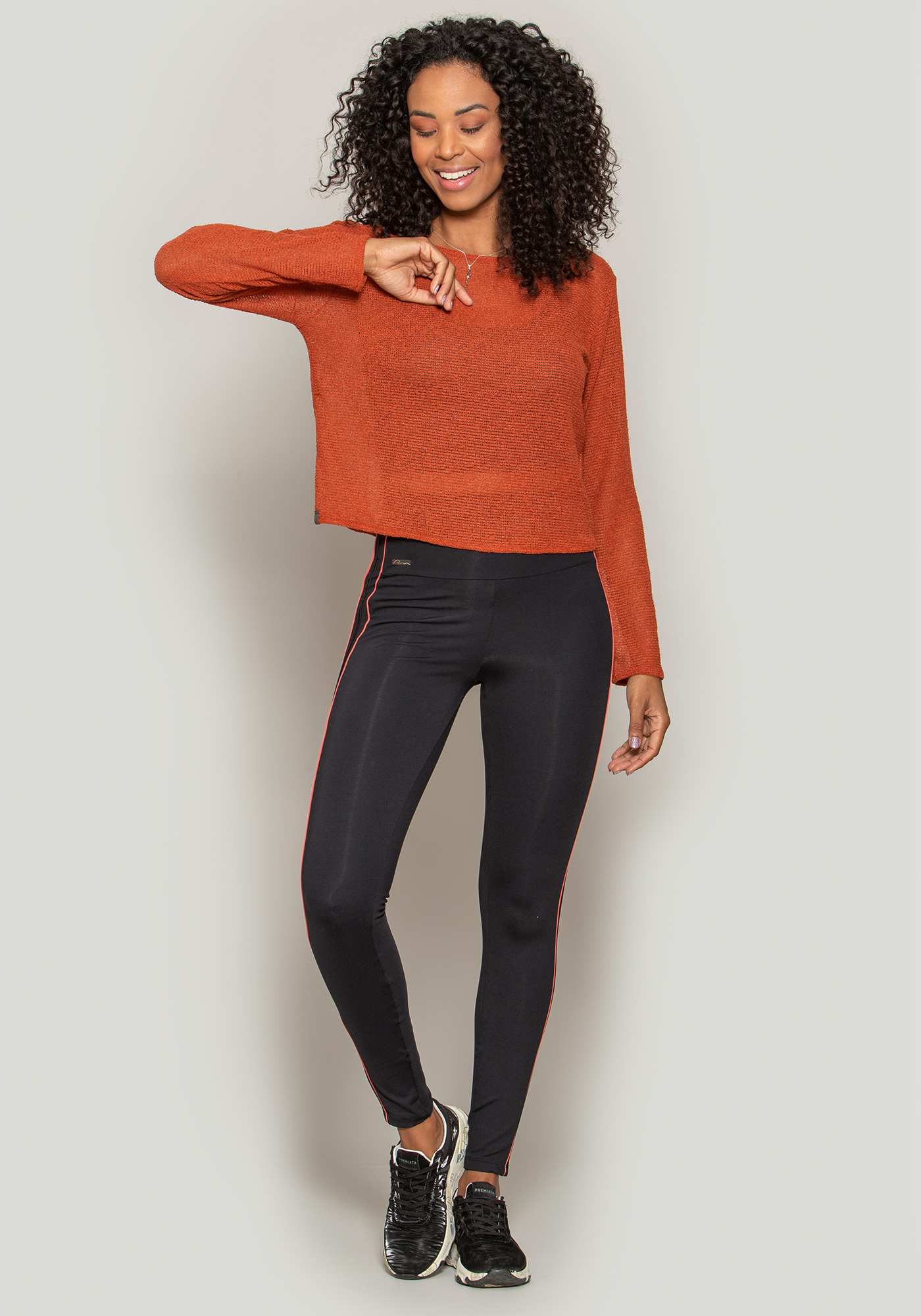 Blusa Malha Crochê Marrom 03