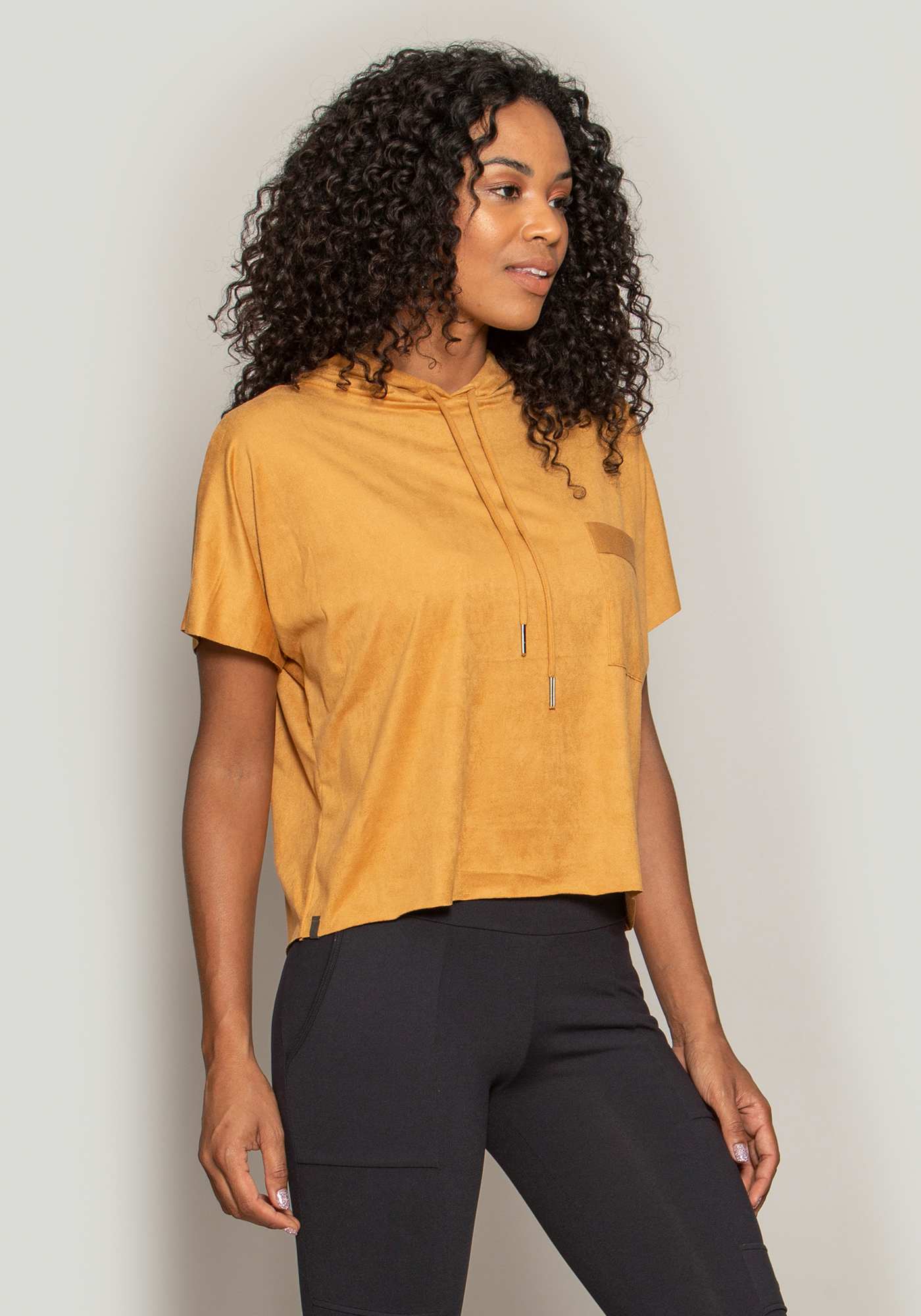 Blusa Boxy Suede Amarelo 06