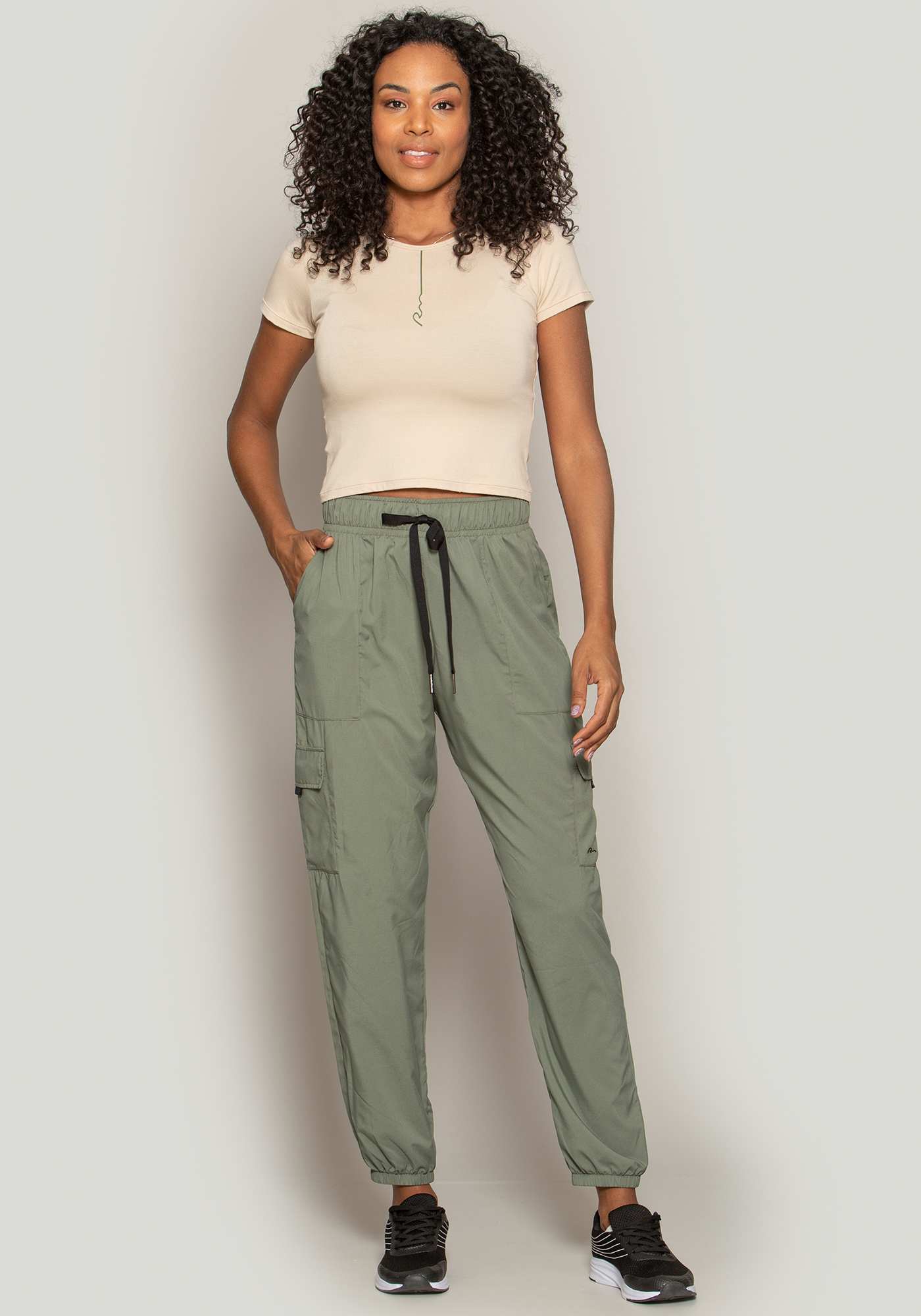Blusa Cropped Malha Viscose Bege 01 / Verde 20