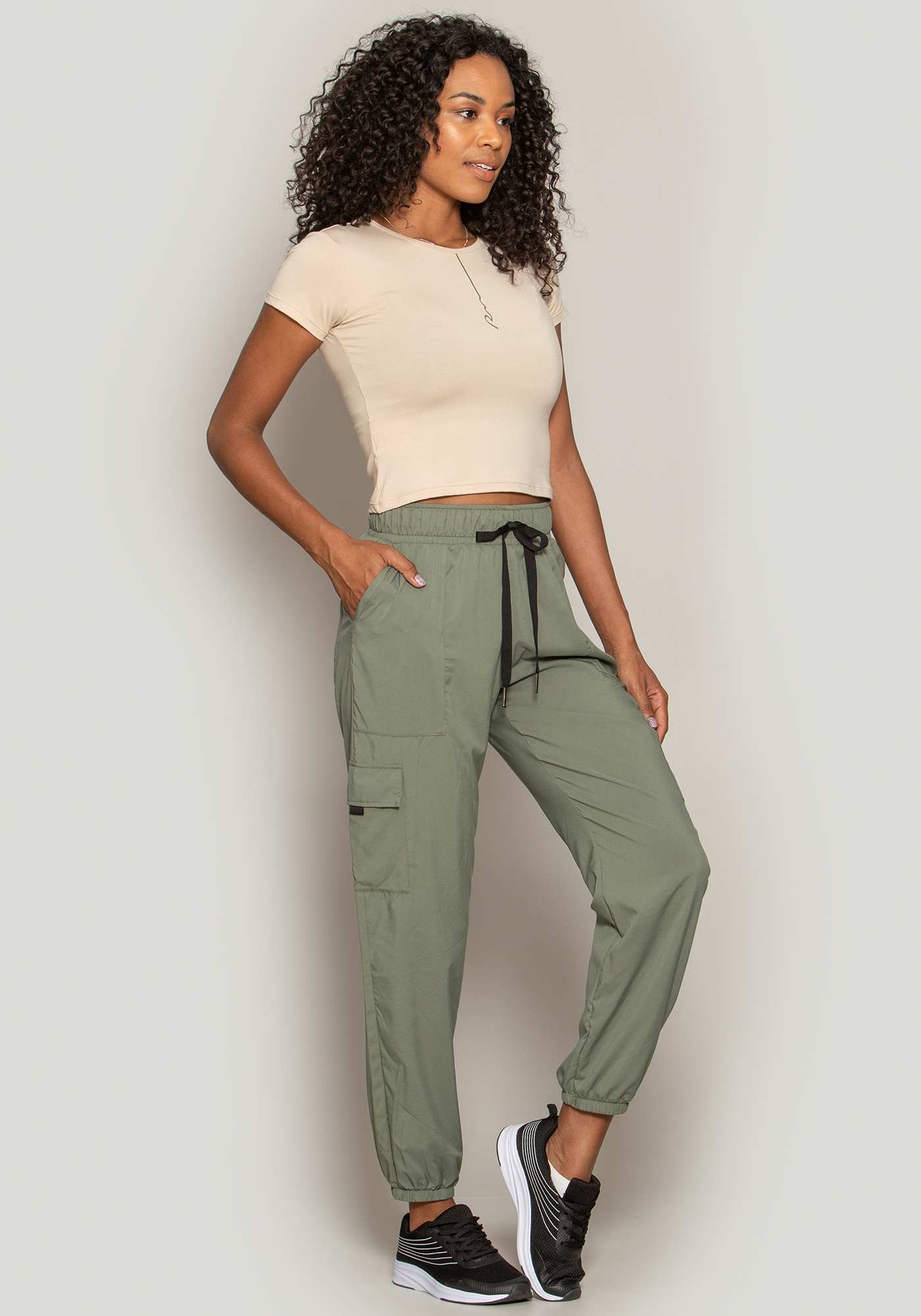 Blusa Cropped Malha Viscose Bege 01 / Verde 20
