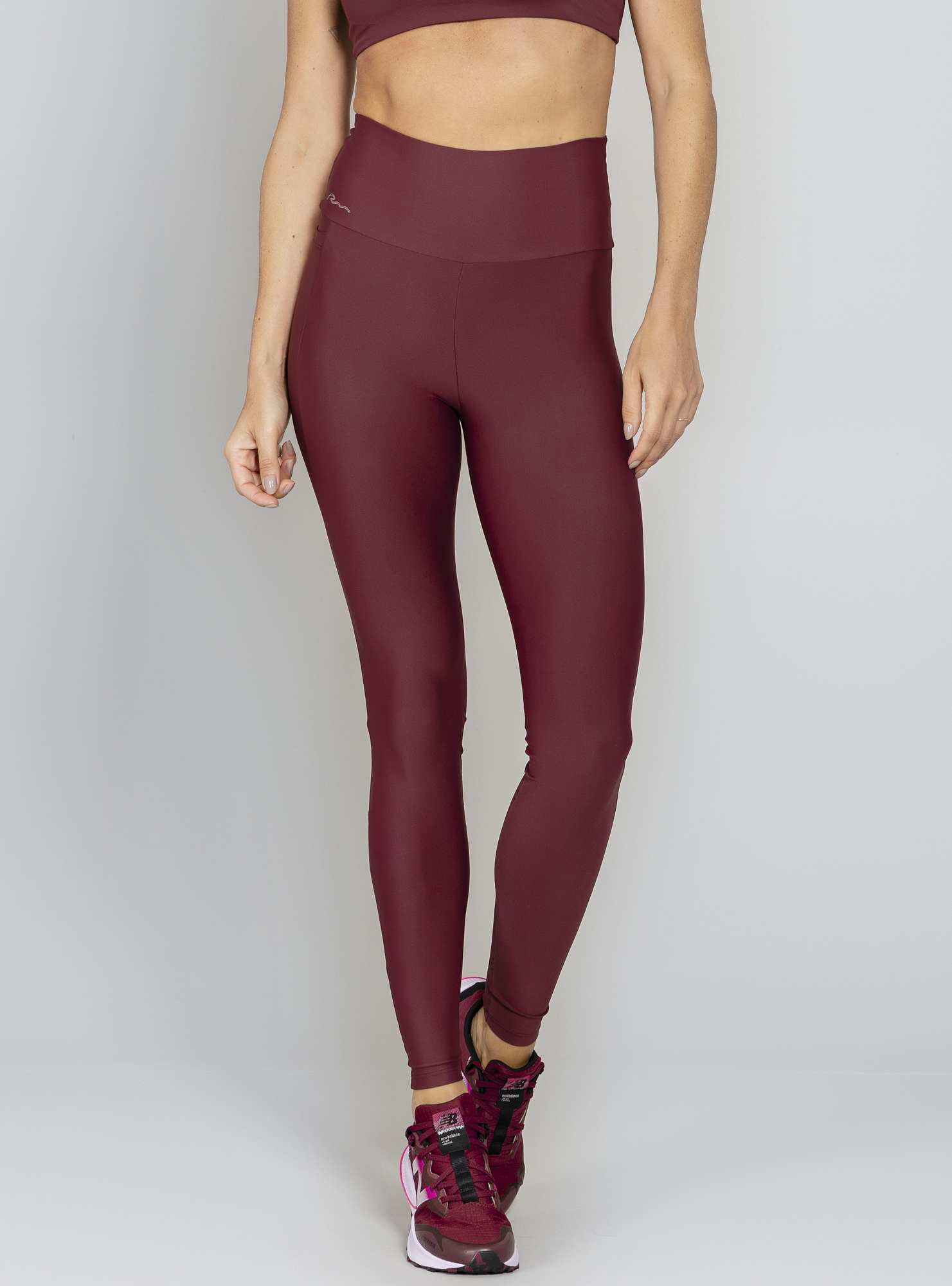 Legging Cintura Alta Essencial Bordo 03
