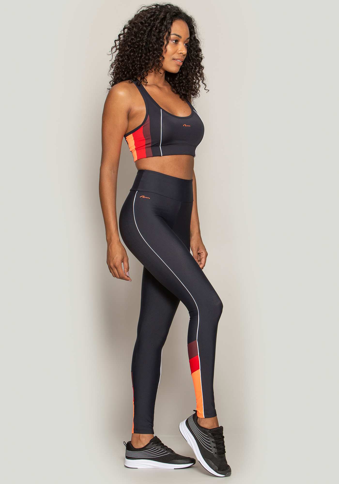 Legging Breaking com Recortes Preto / Laranja 16