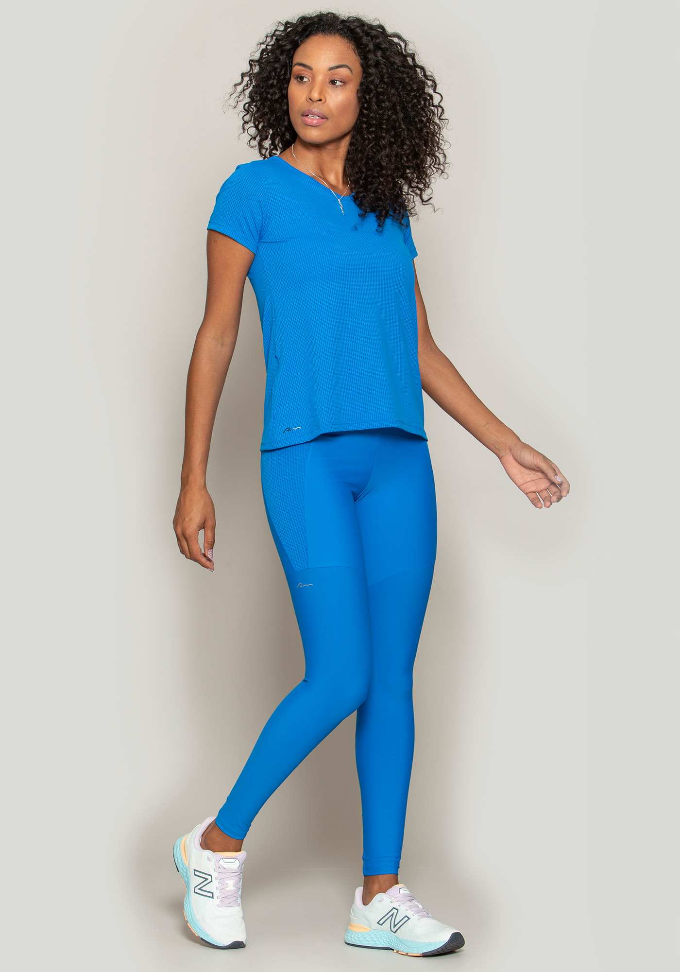 T-Shirt Essencial Azul 03