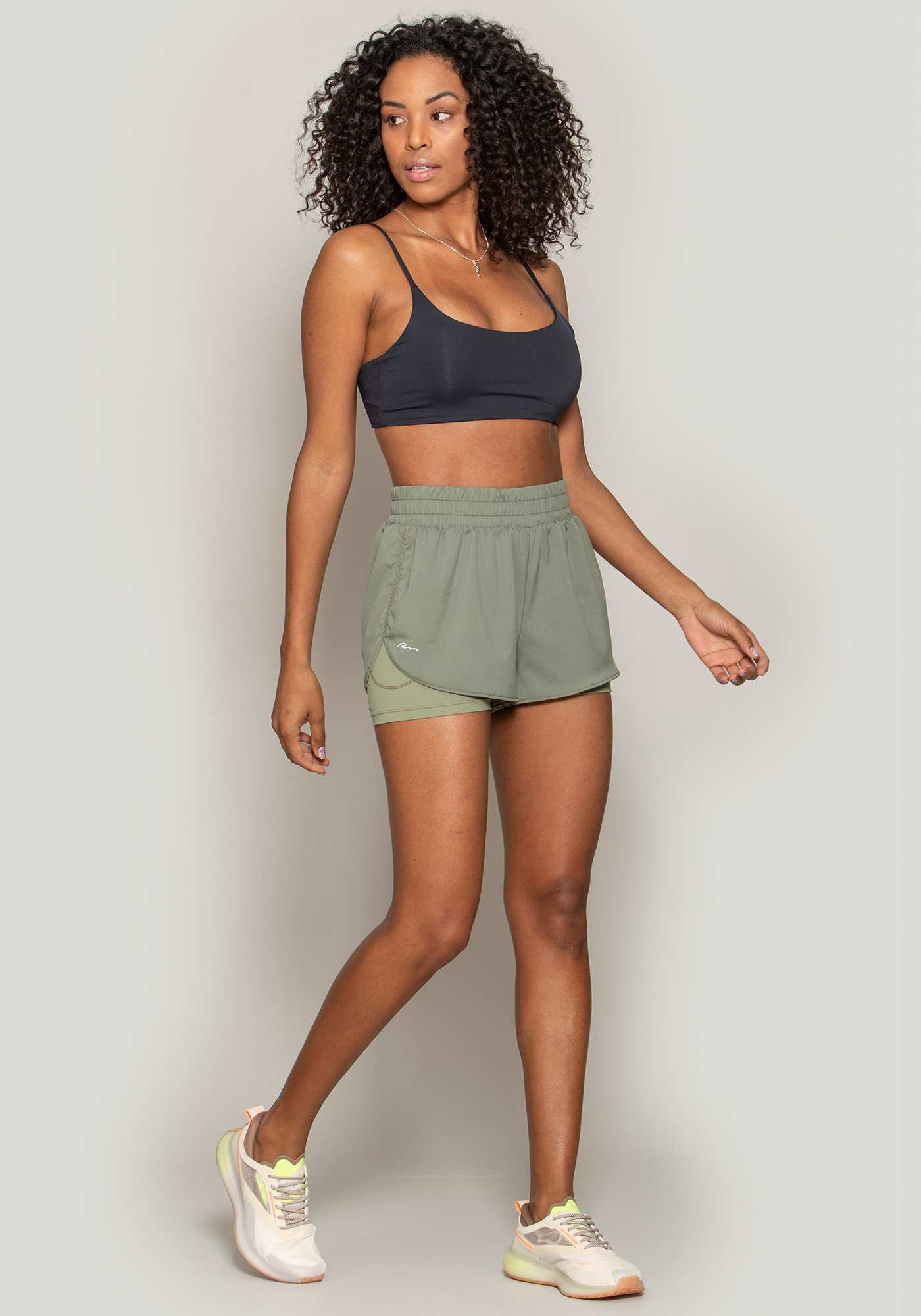 Short Duplo com Bolso Escondido Verde 26 / Verde 25