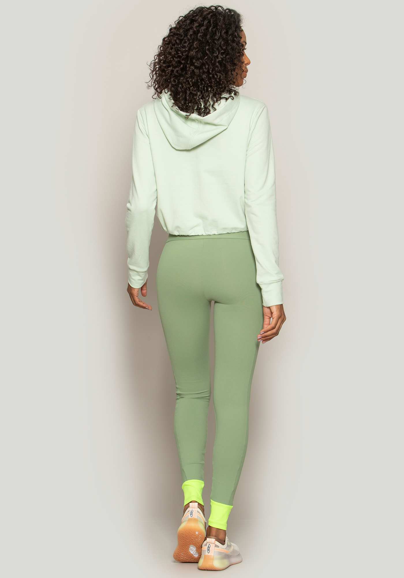 Blusão Cropped Basic Power Verde 27 / Verde 11