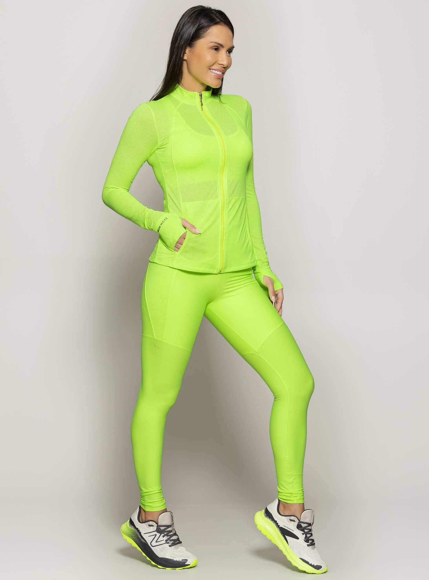 Jaqueta Fit Essencial Verde 11