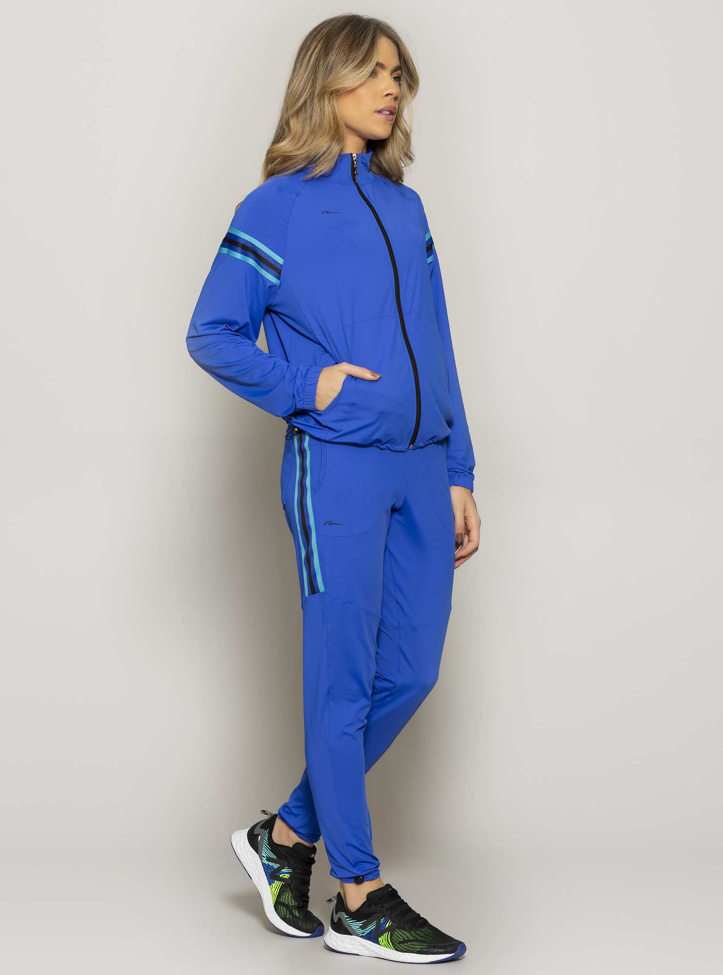 Jaqueta com Gola Leveza Azul 01