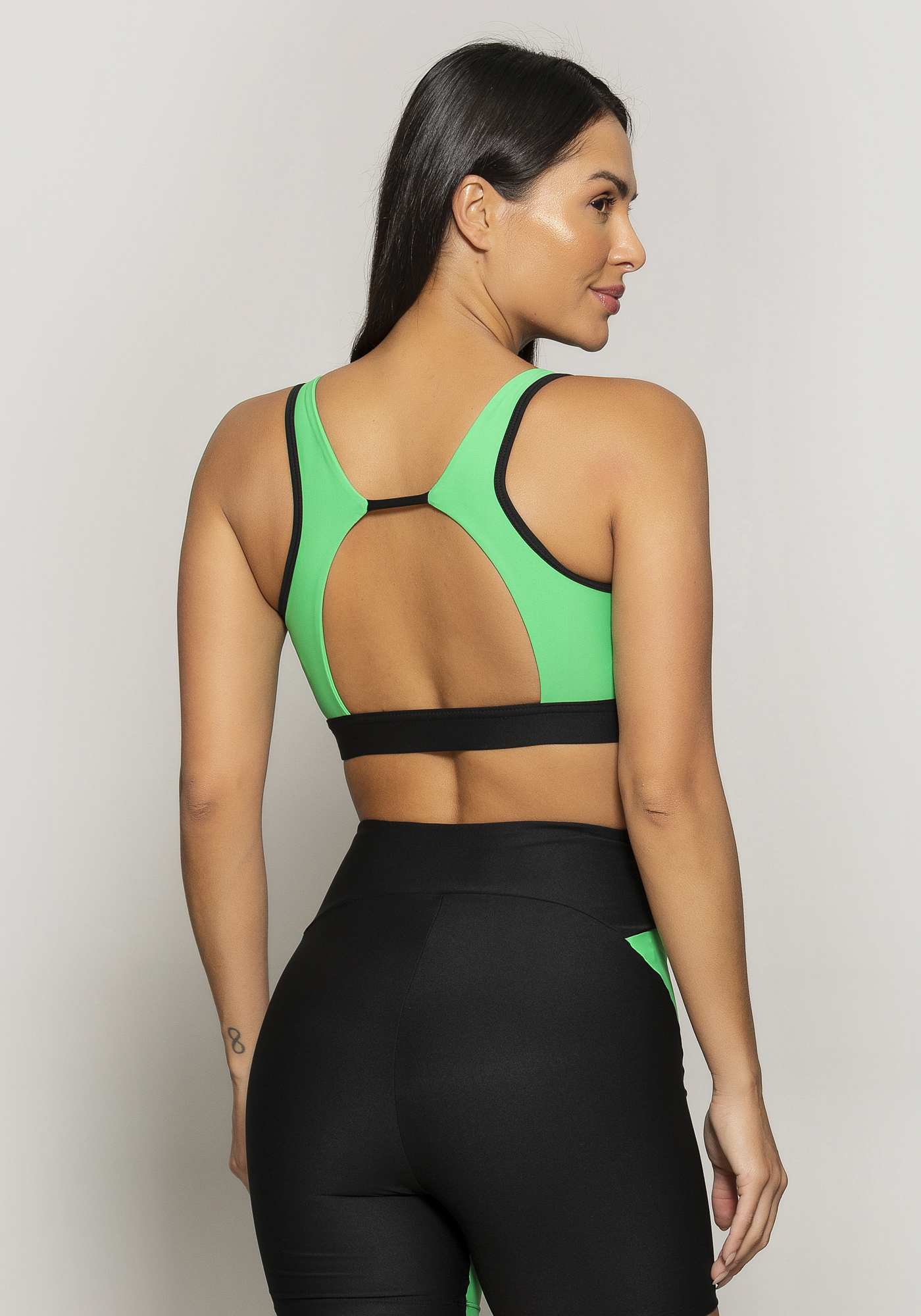 Top Zíp Logo Verde 12 / Preto 02