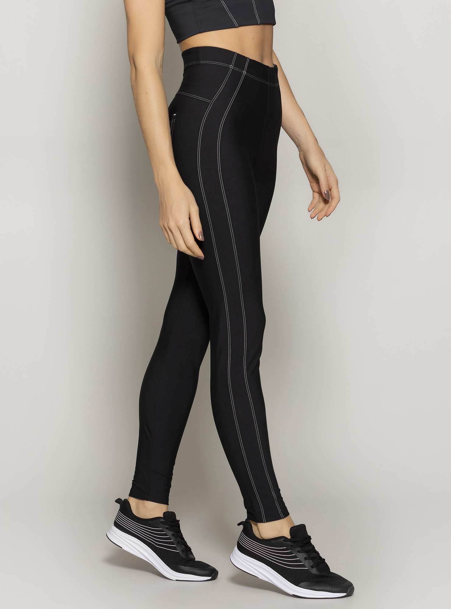 Legging com Bolsos Silhouette Preto / Branco