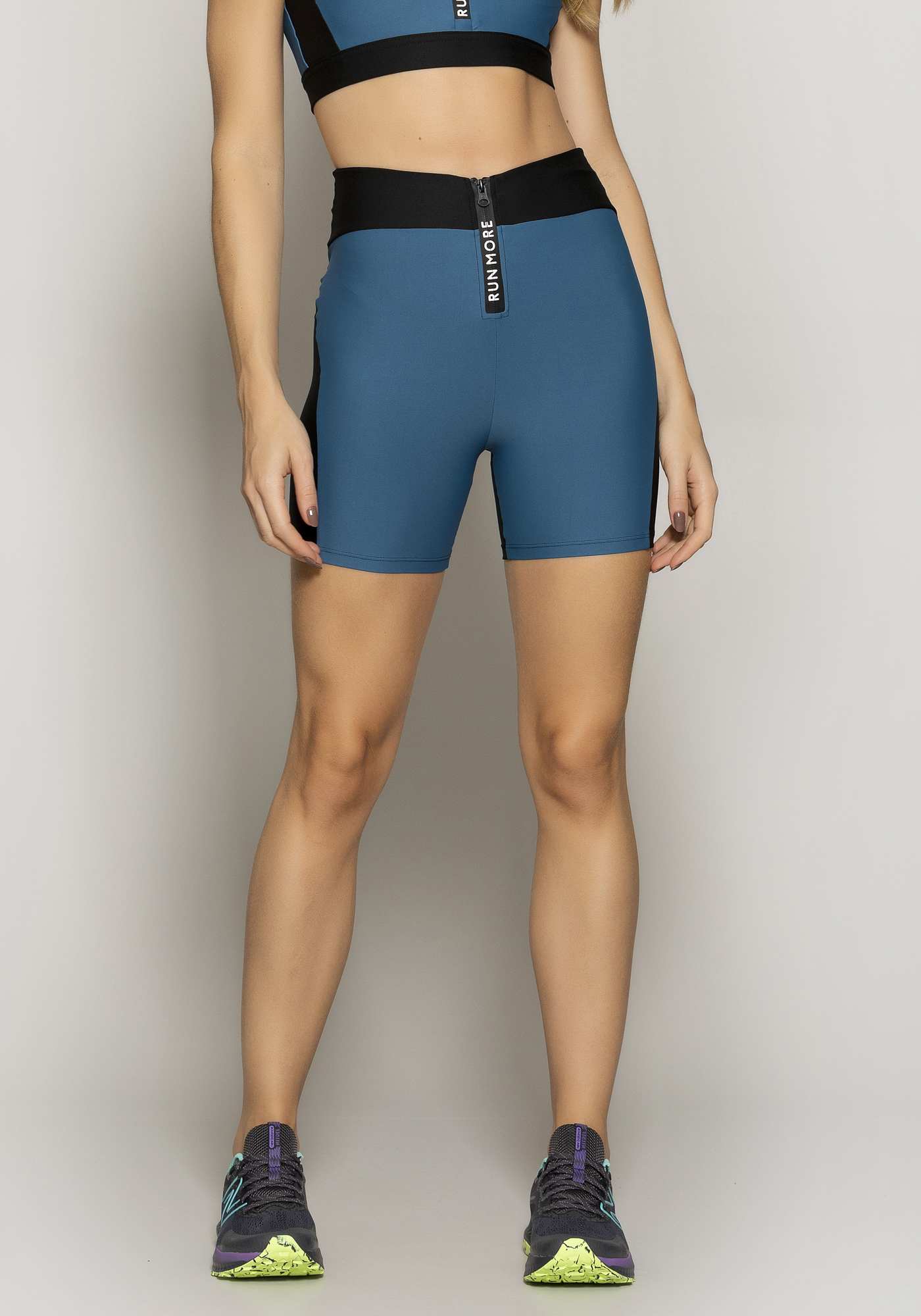 Bermuda Zip Logo Preto 02 / Azul 34