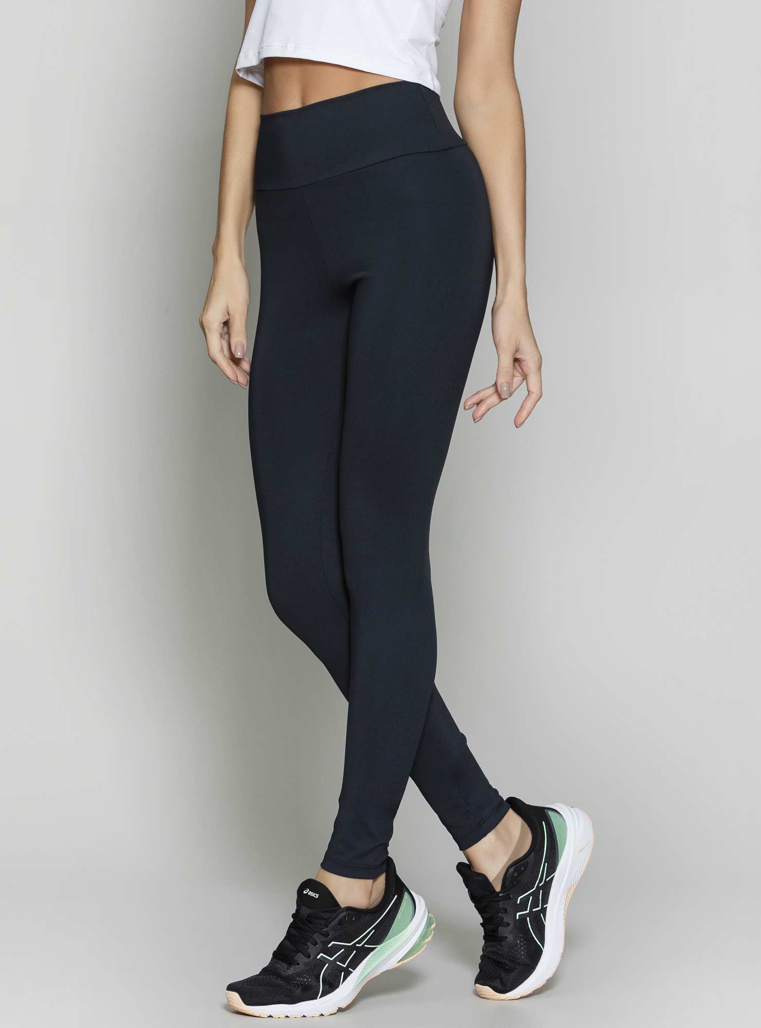 Legging Com Bolso Essencial Preto