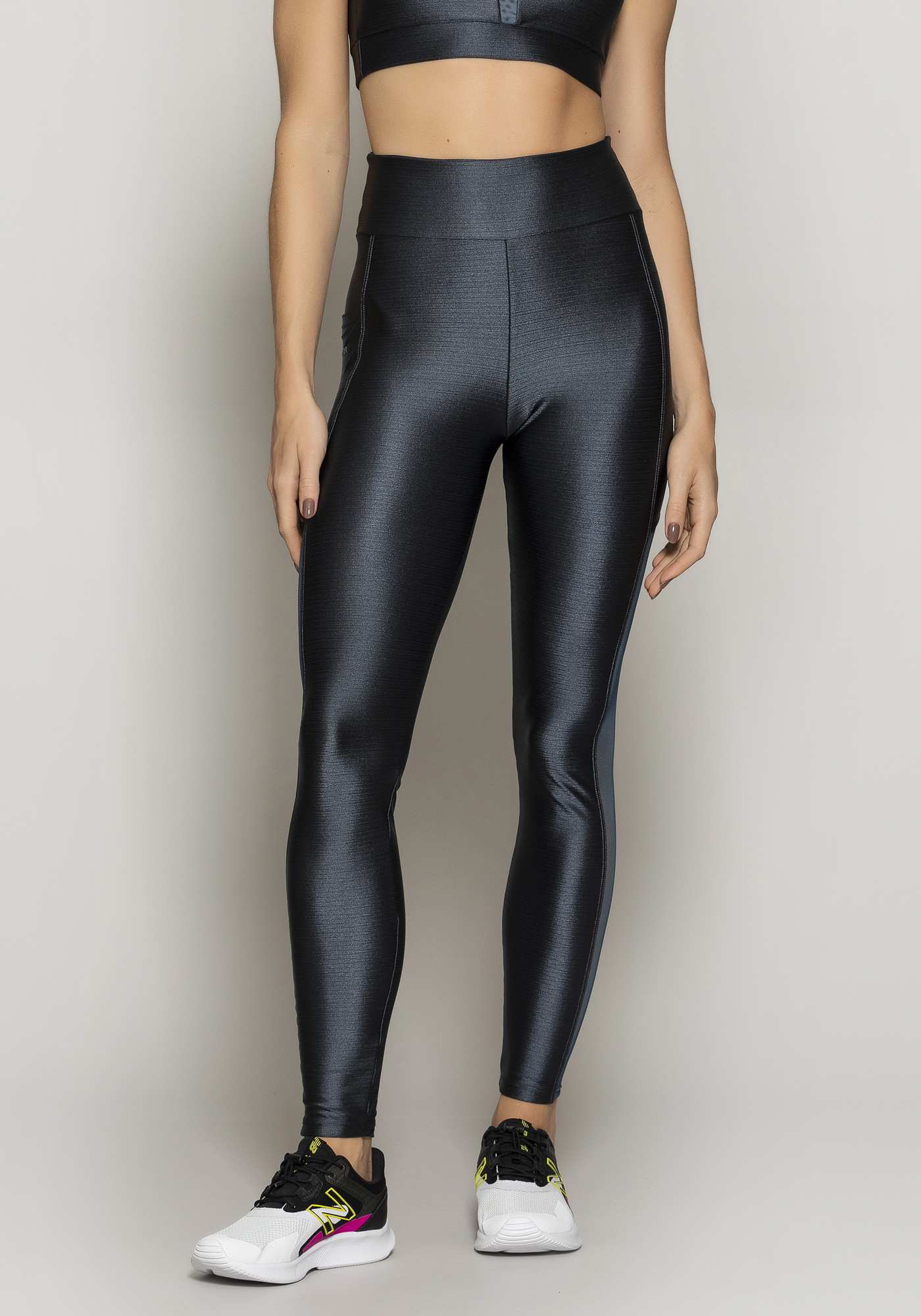 Legging com Bolso Shine Cinza 02