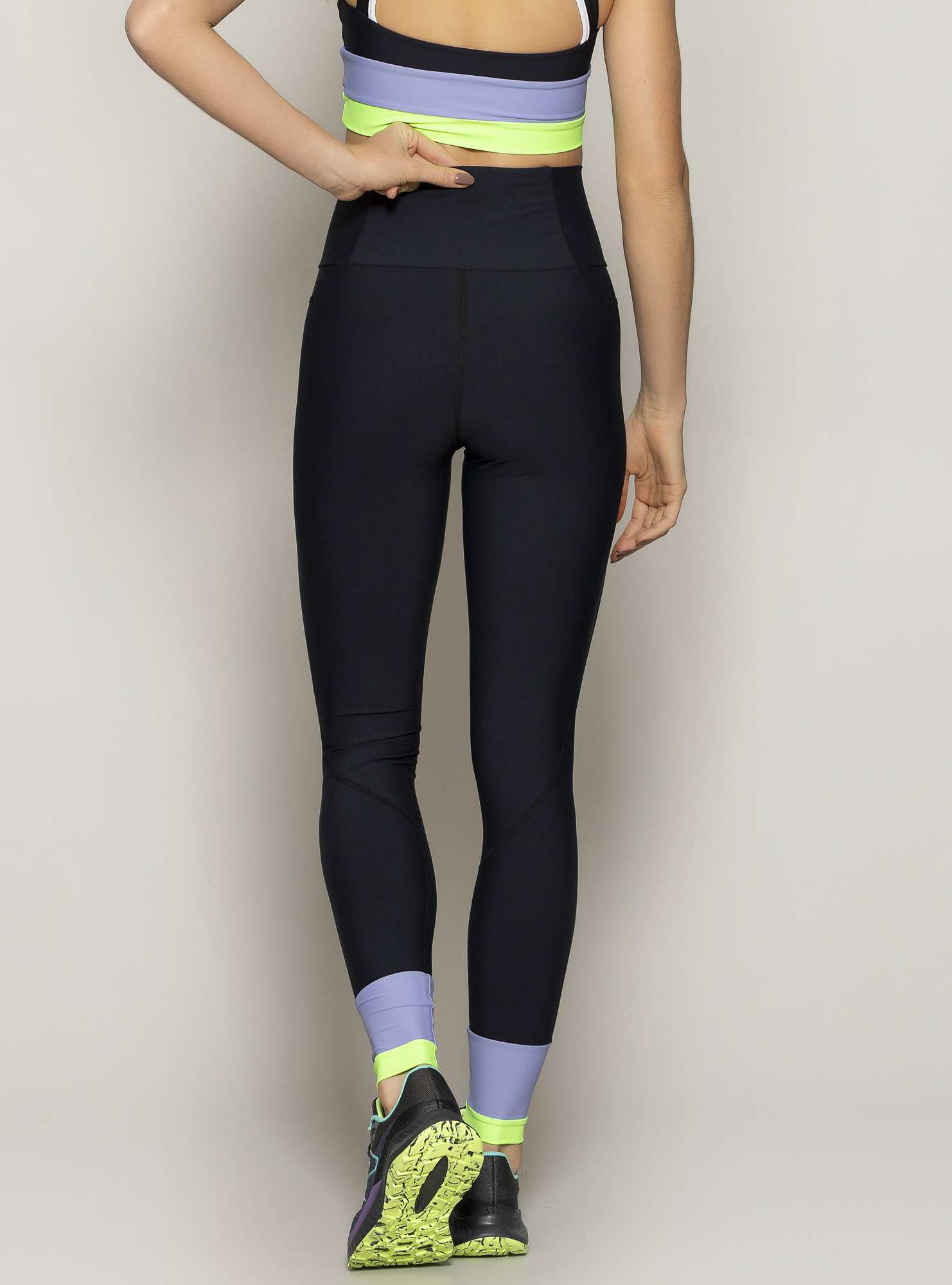 Legging com Bolso JVML Preto / Roxo 21