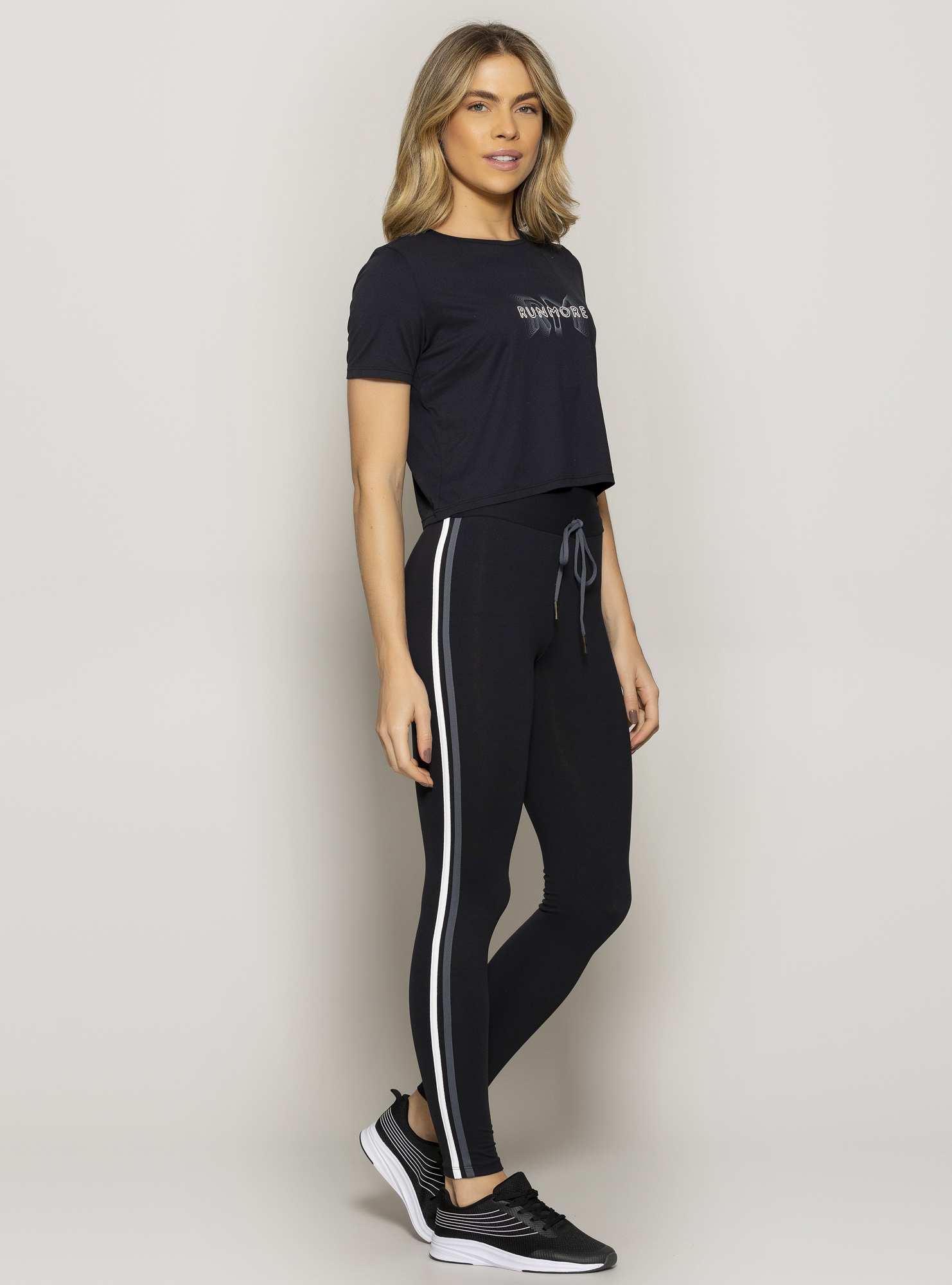 Blusa Boxy Powerful Preto / Cinza 02