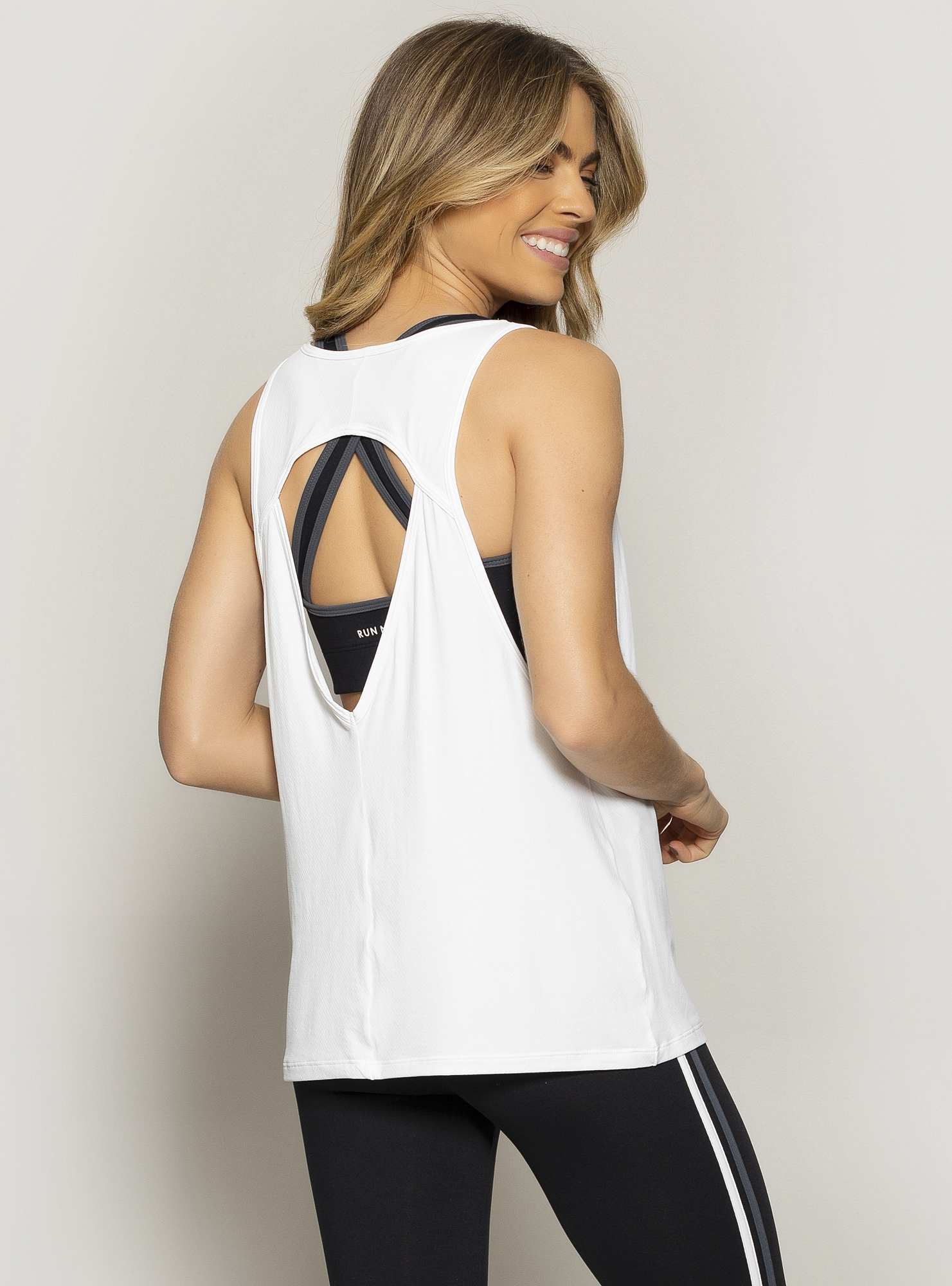 Regata com Fenda Powerful Branco