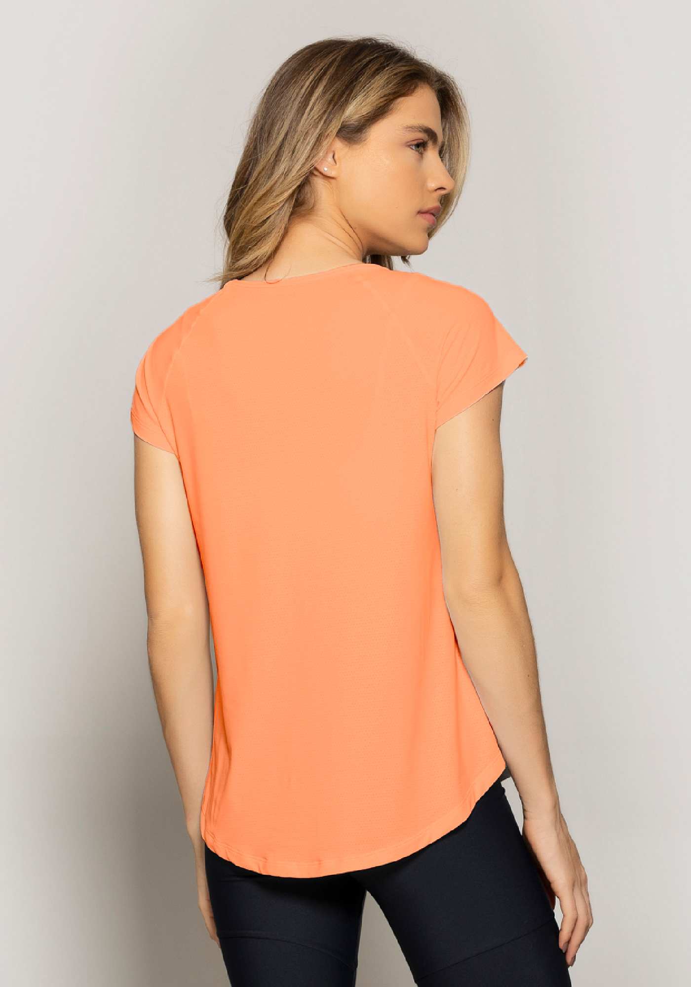 Blusa New Trip Essencial Laranja 18