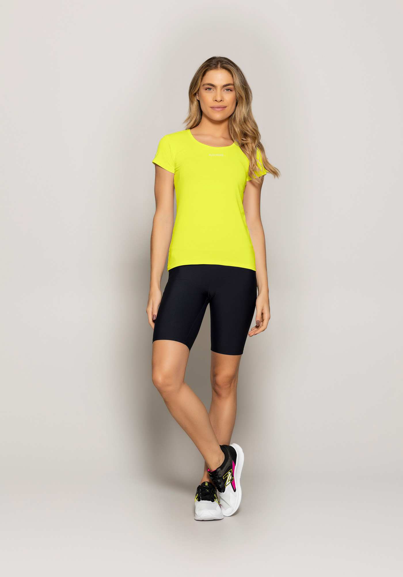 Baby Look New Trip Essencial Amarelo 04