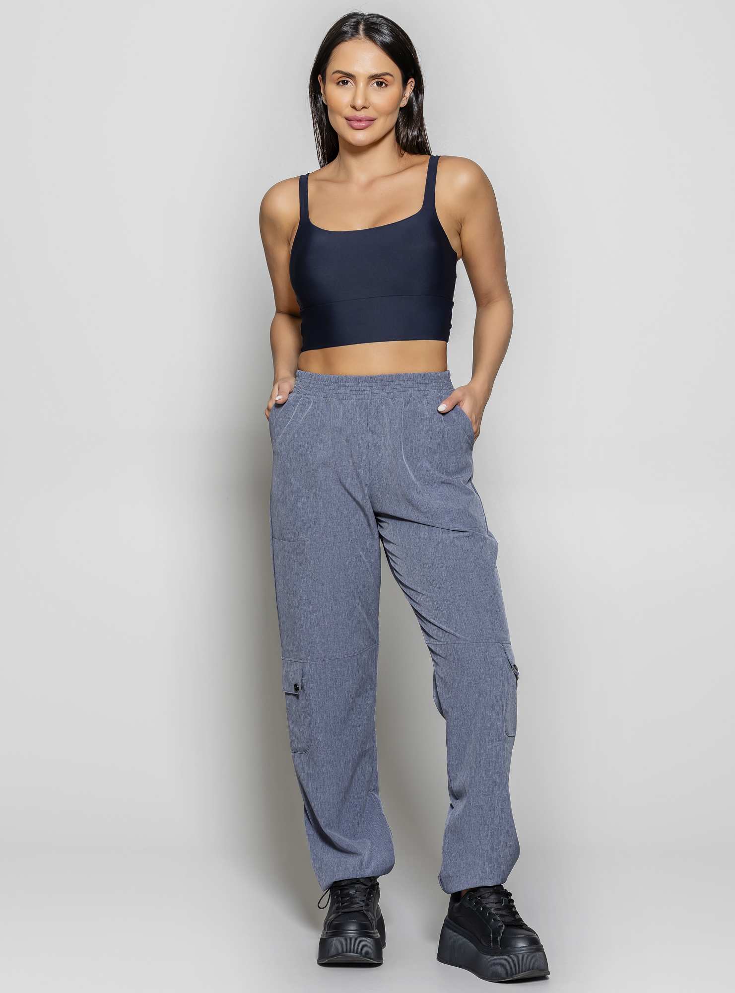 Calça com Bolsos Utility Azul 23
