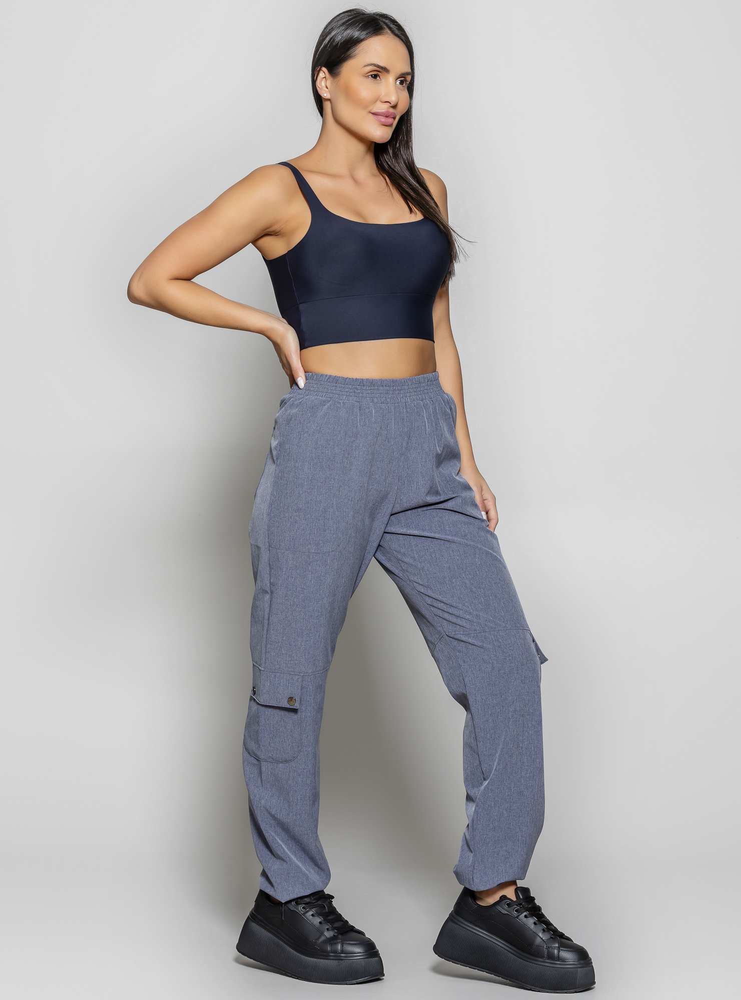 Calça com Bolsos Utility Azul 23