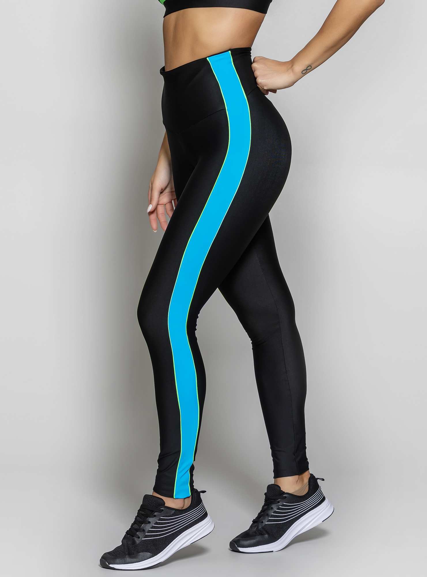 Legging Barriga Zero Leg Day Preto 02 / Azul 06