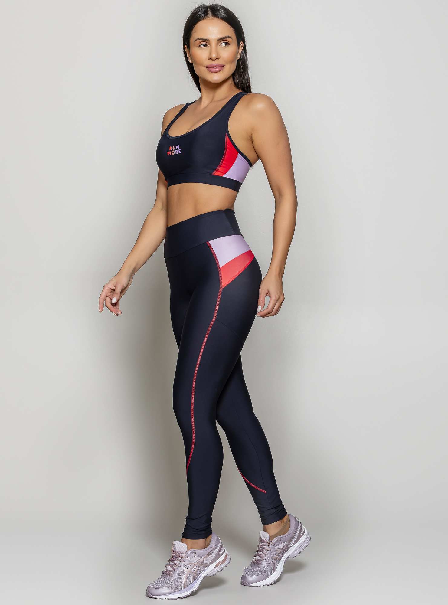 Top com Recortes Fly Preto / Su 051
