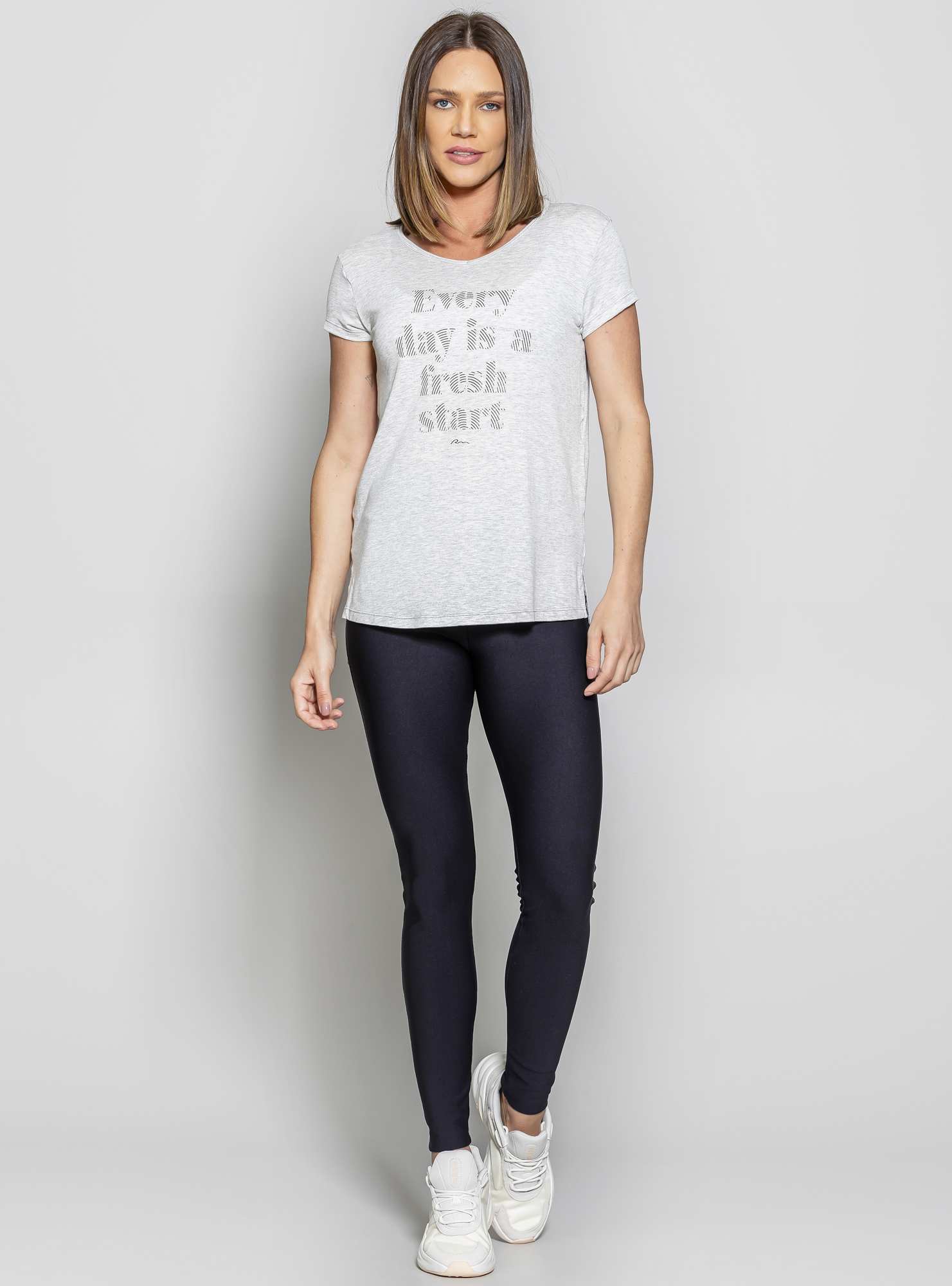 Blusa Alongada Athleisure Mescla 76 / Preto