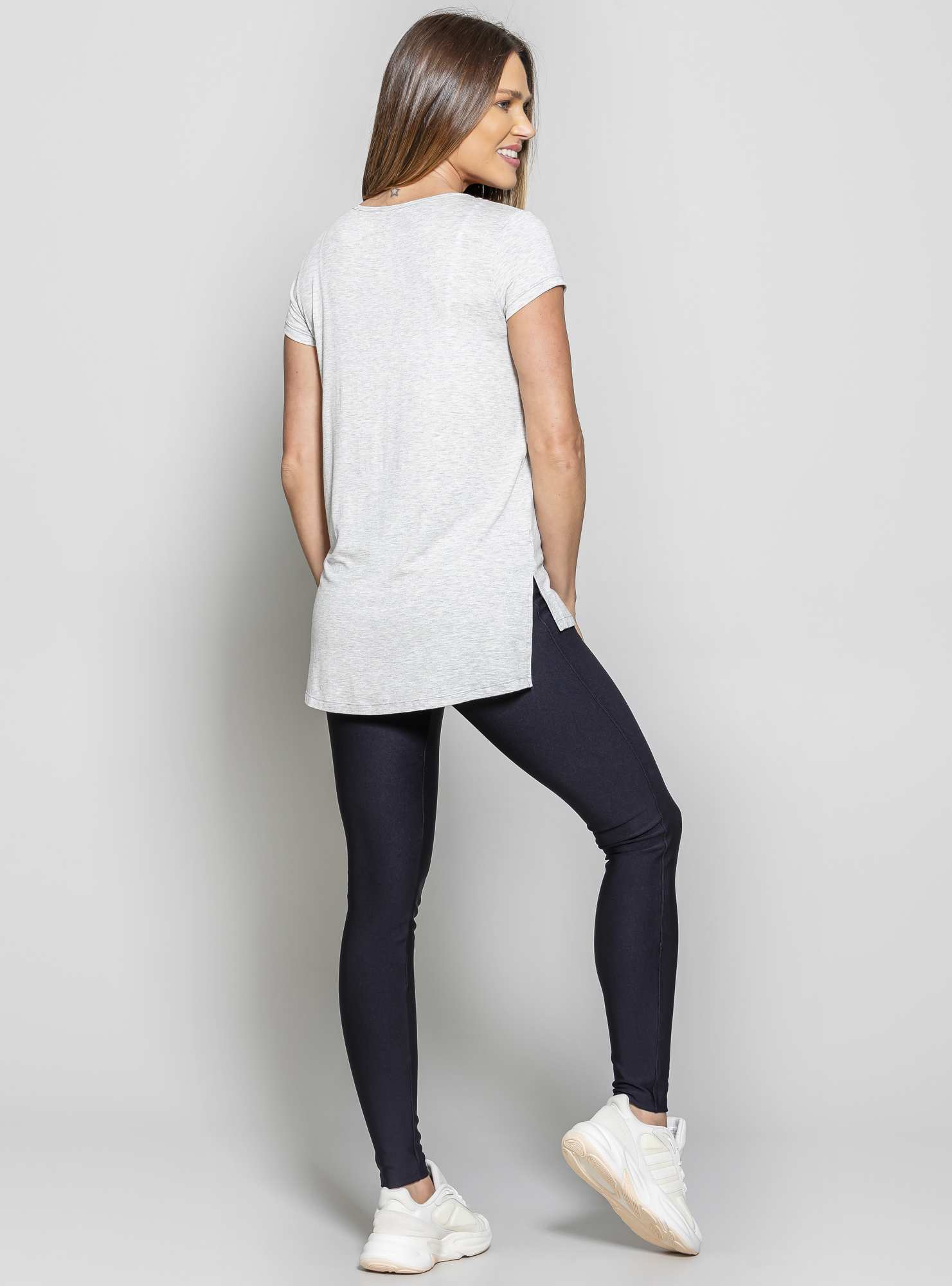 Blusa Alongada Athleisure Mescla 76 / Preto