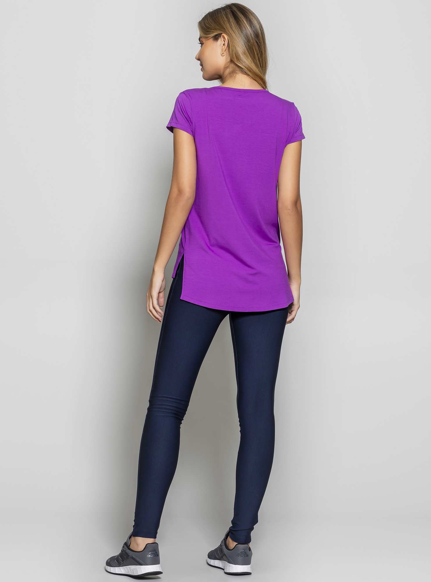 Blusa Alongada Athleisure Roxo 07 / Preto