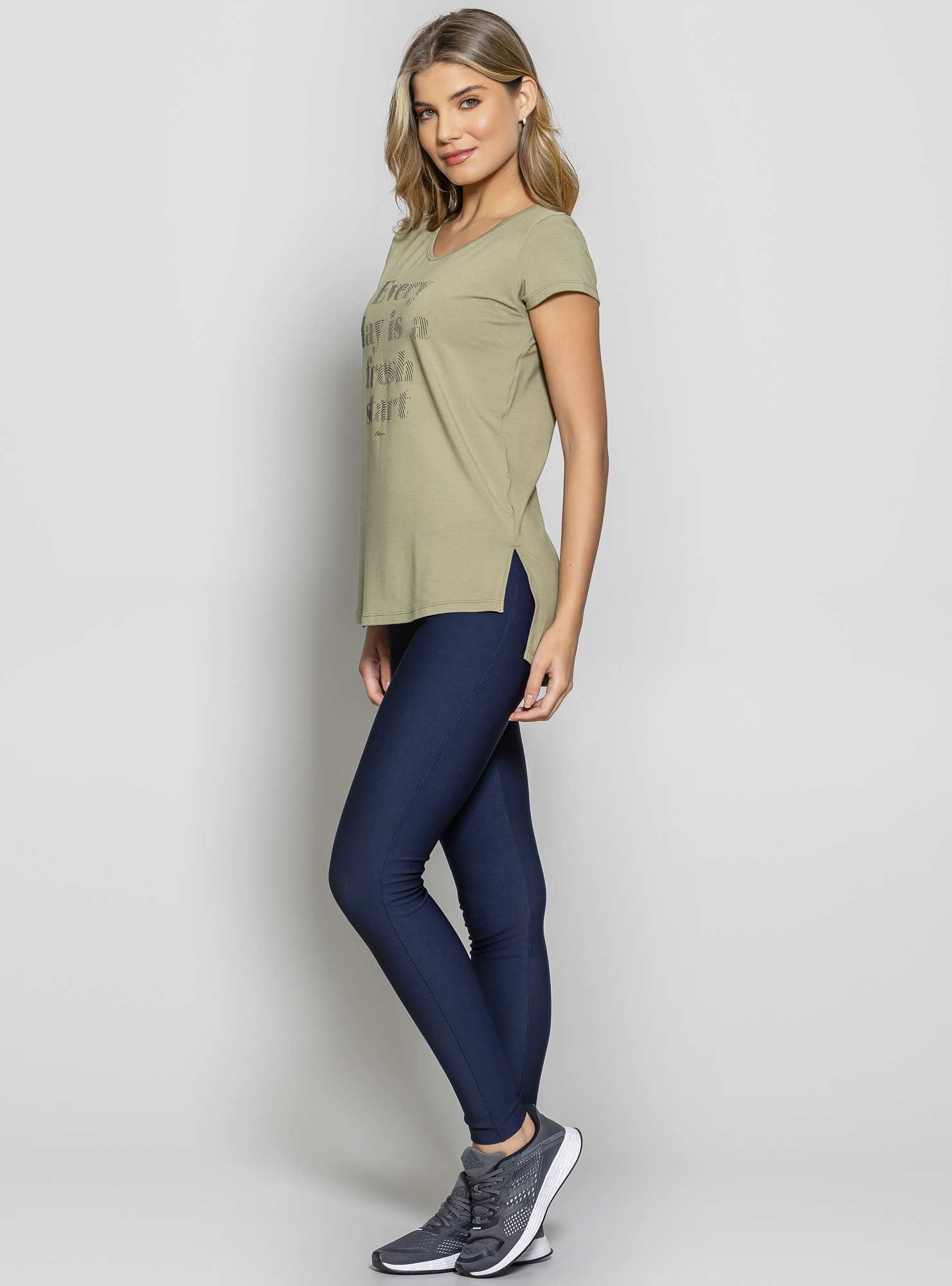 Blusa Alongada Athleisure Verde 26 / Preto