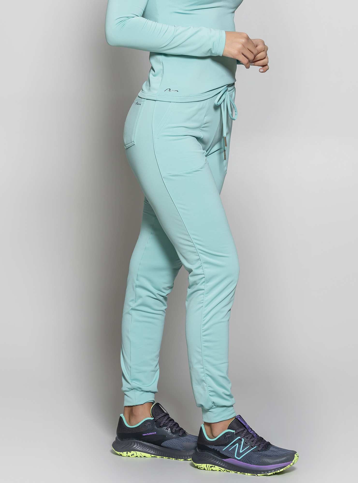 Calça Jogger Térmica Leve Verde 15