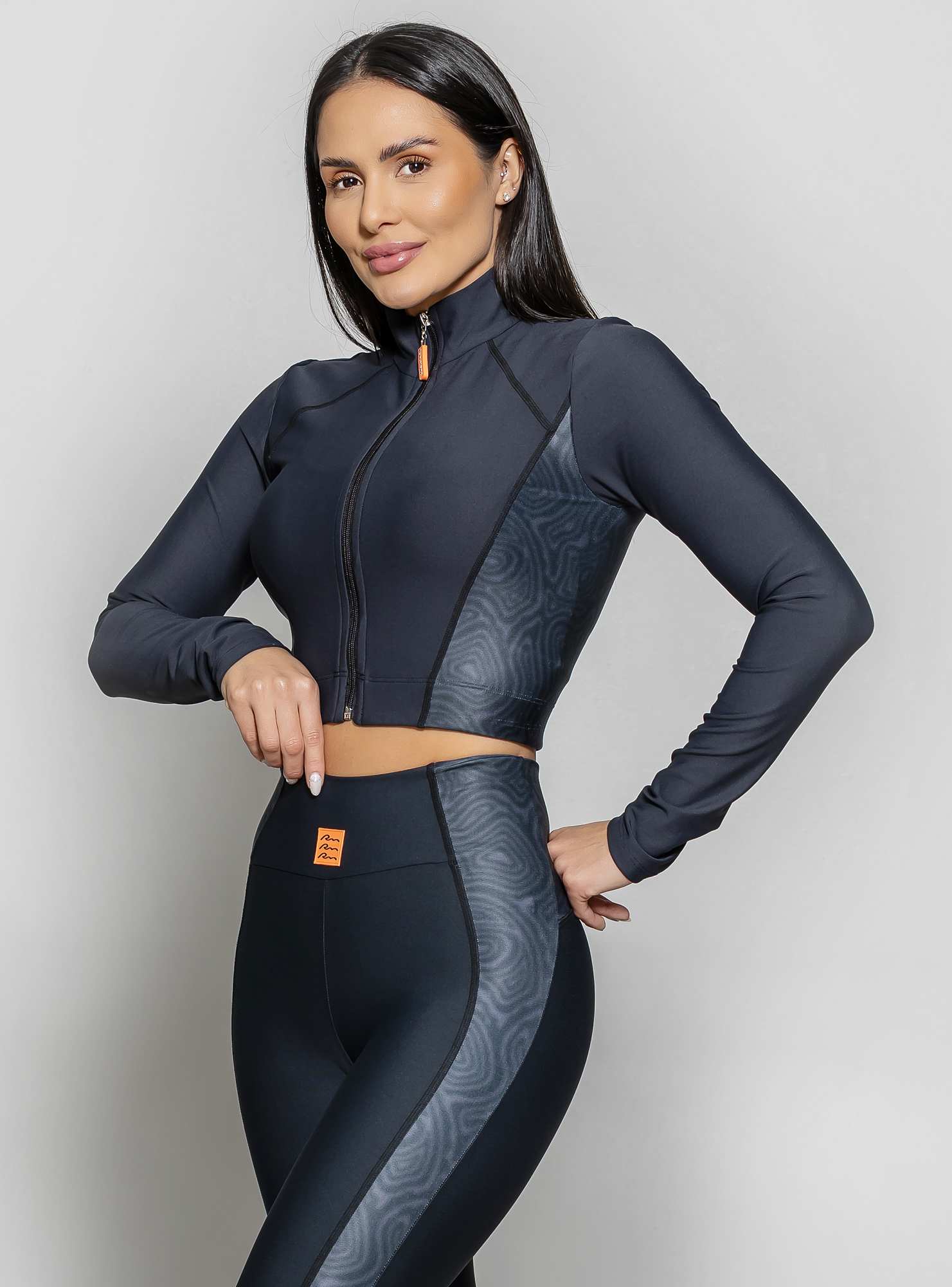 Jaqueta Cropped Unique Preto / Su 020