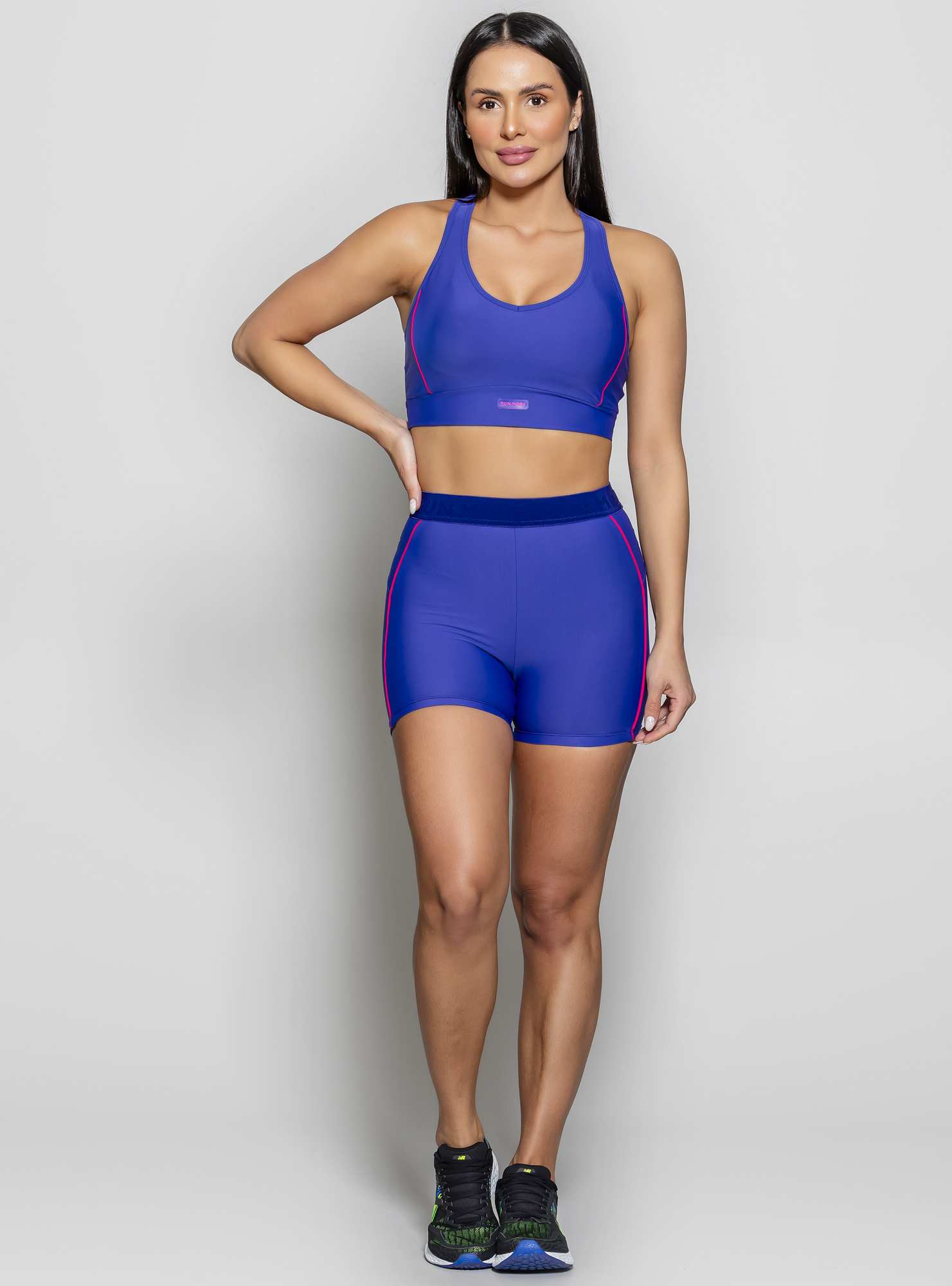 Short Performance Movement Azul 28 / Rosa 09