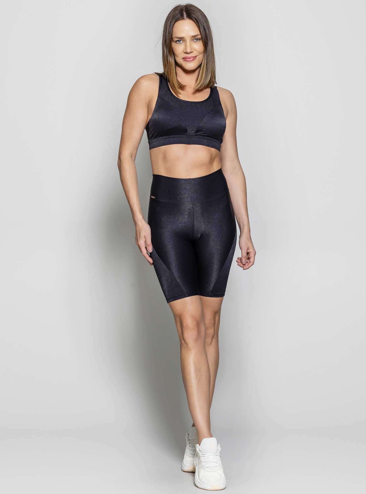 Top Decote Alto Glow Preto