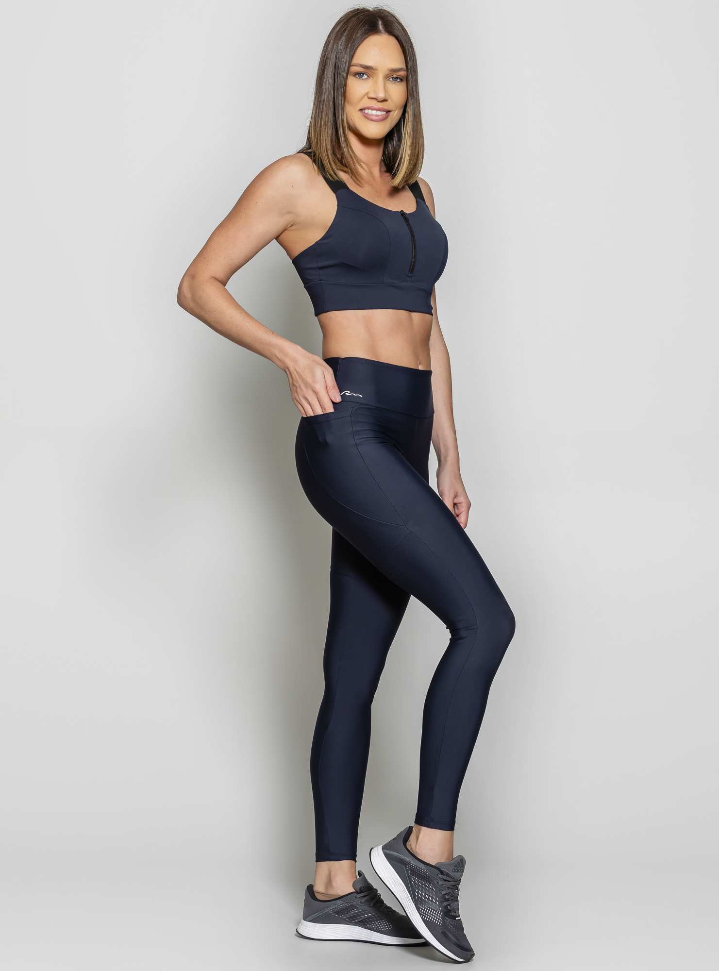 Top para Seios Grandes Essencial Preto
