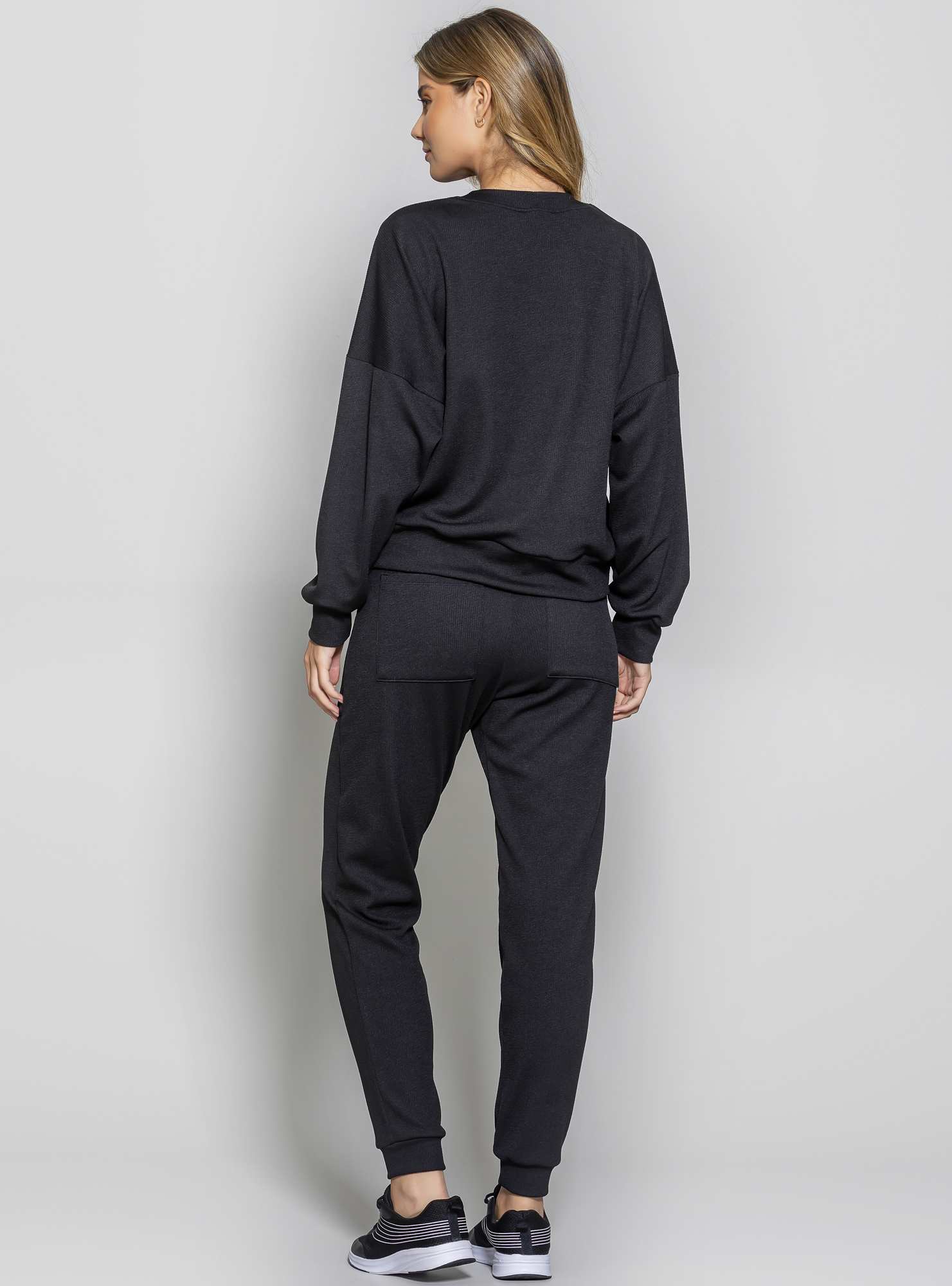 Blusão clean Cozy Preto