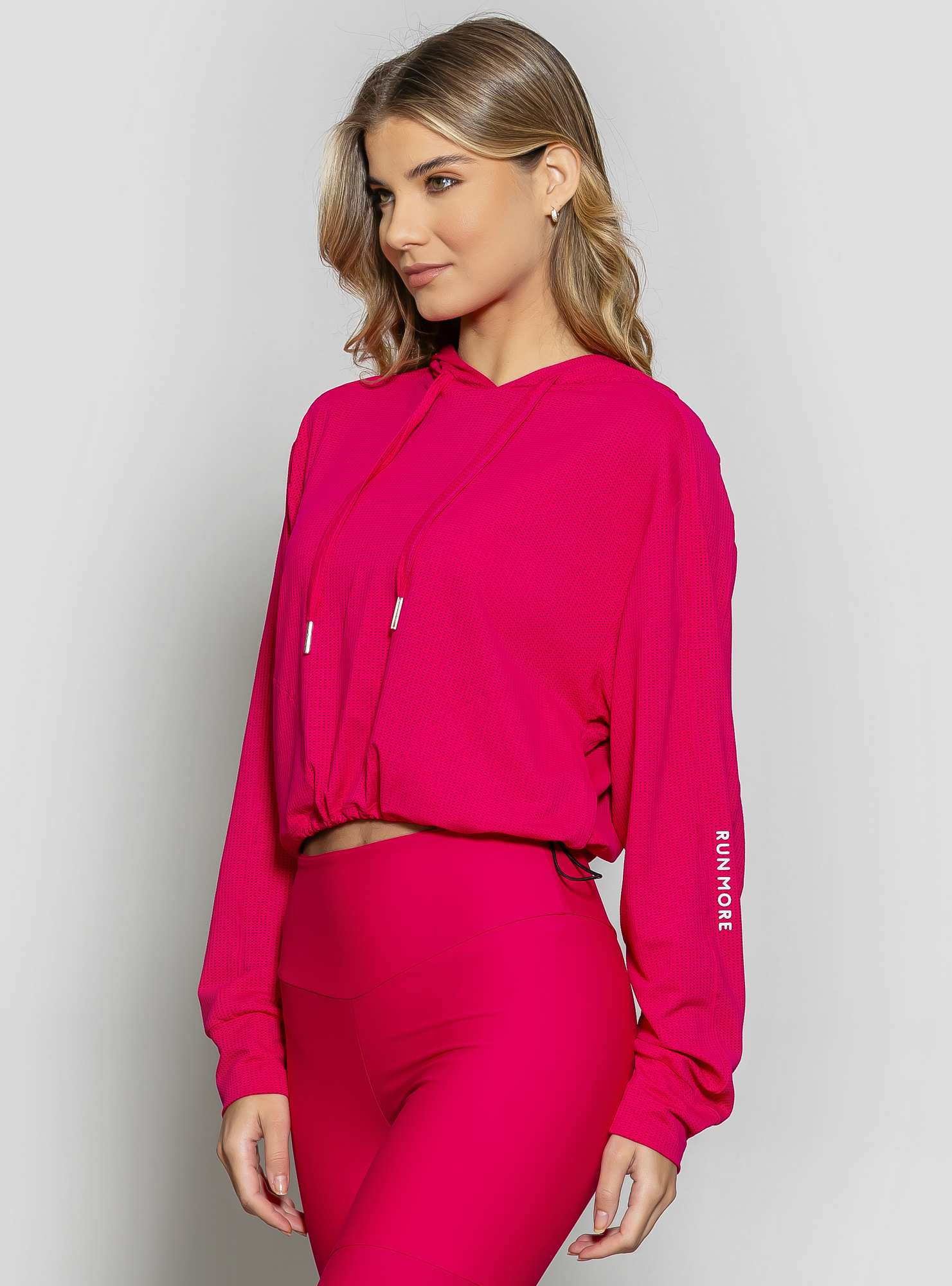 Blusão Max Fresh com Capuz Rosa 09