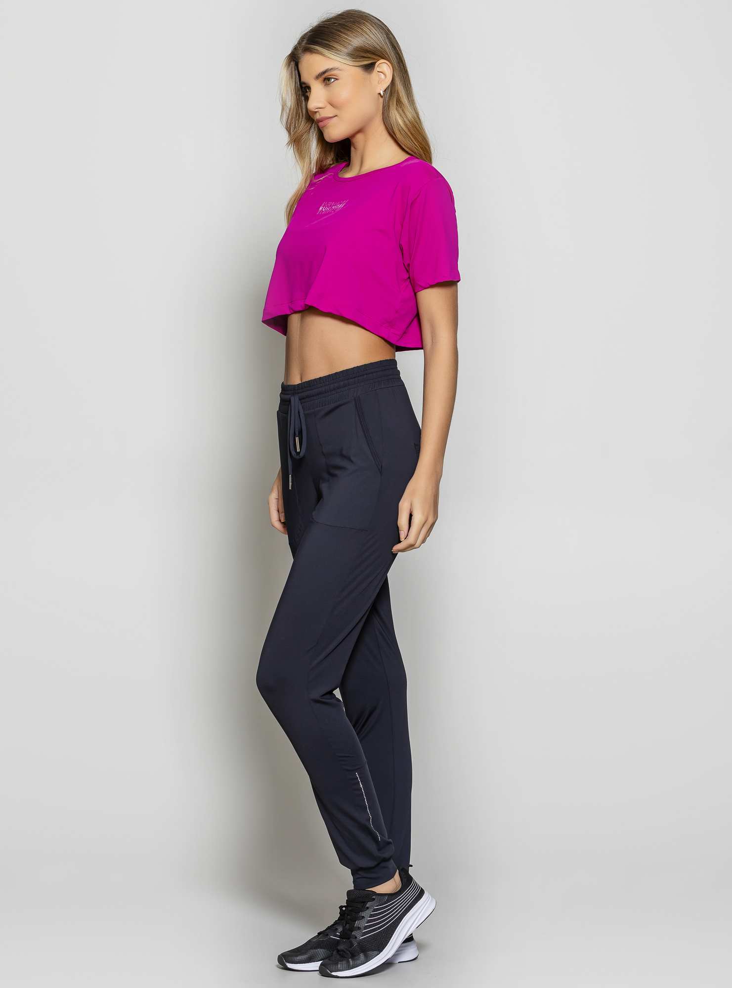 Blusa Cropped  Leveza Rosa 89 / Roxo 22
