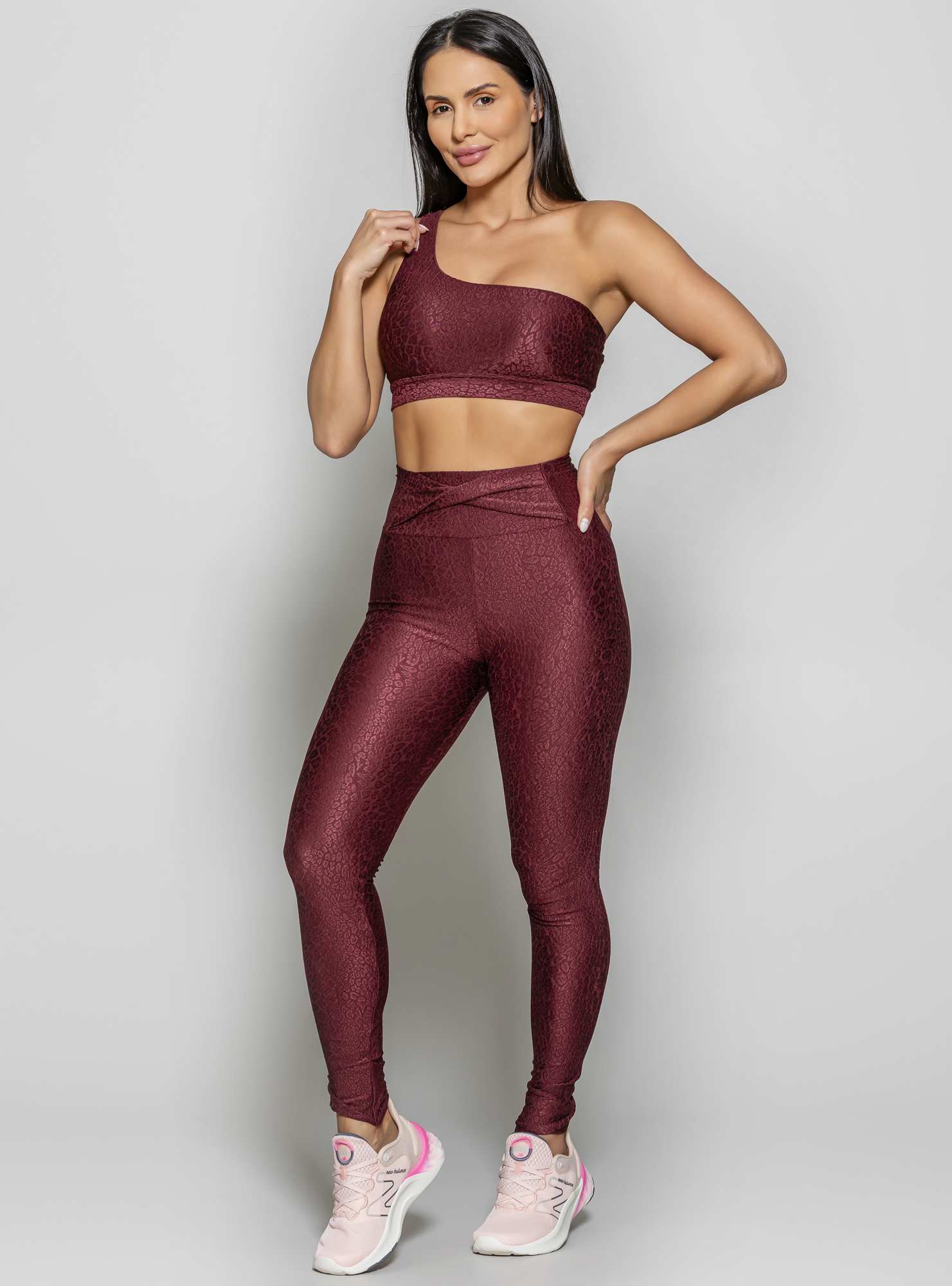 Legging com Bolso Texture Bordo 03