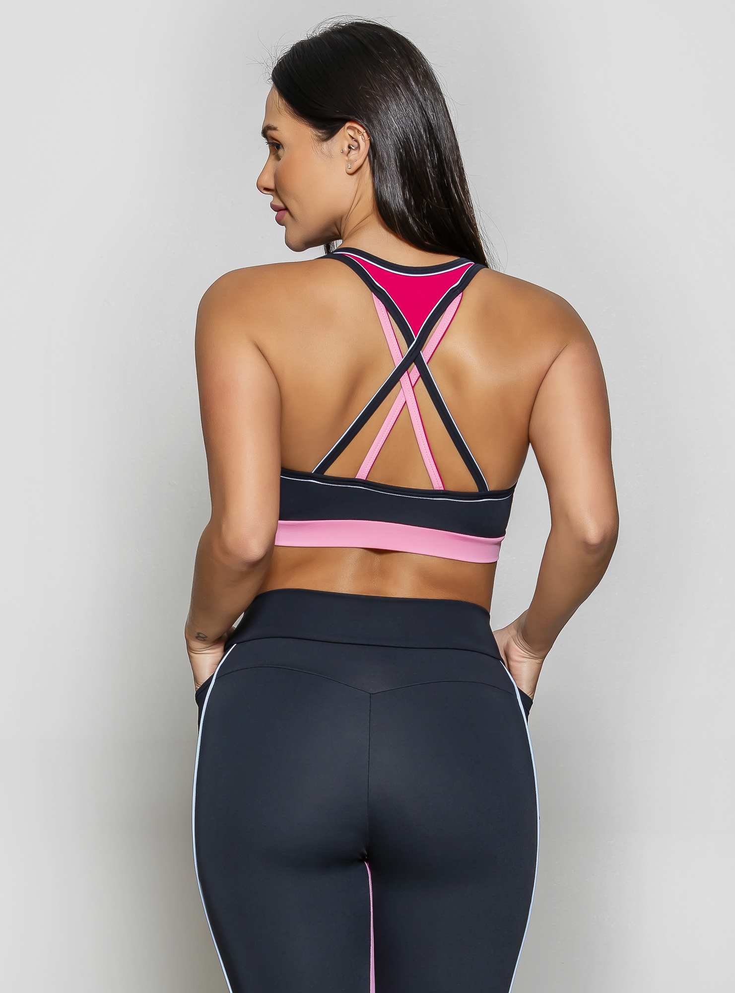 Top com Tiras Brave Preto / Rosa 18