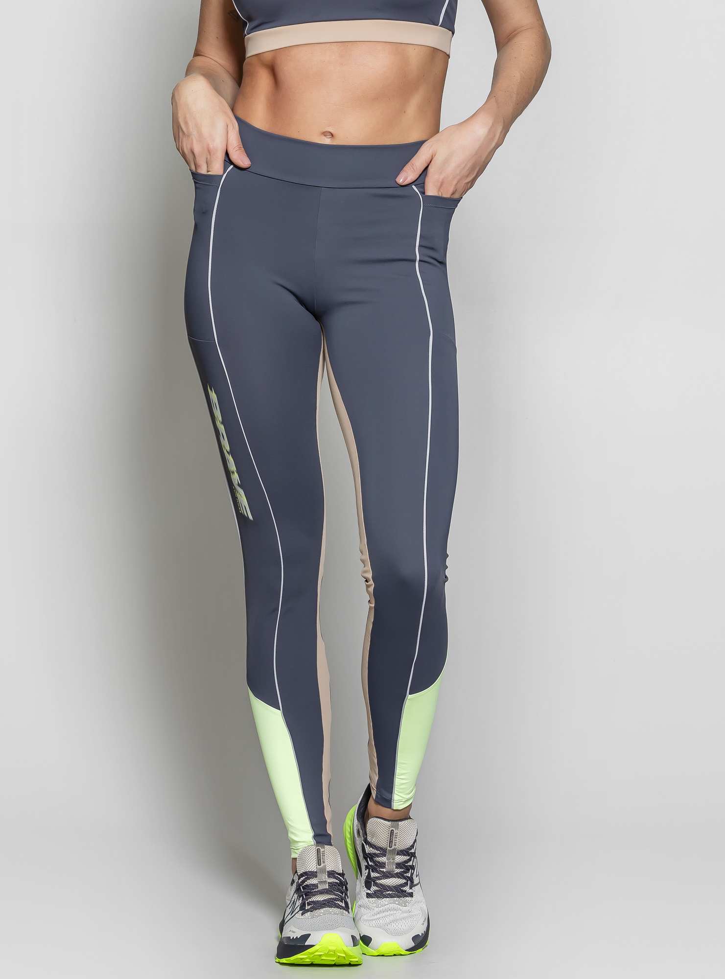 Legging com Bolso Brave Cinza 02 / Bege 09