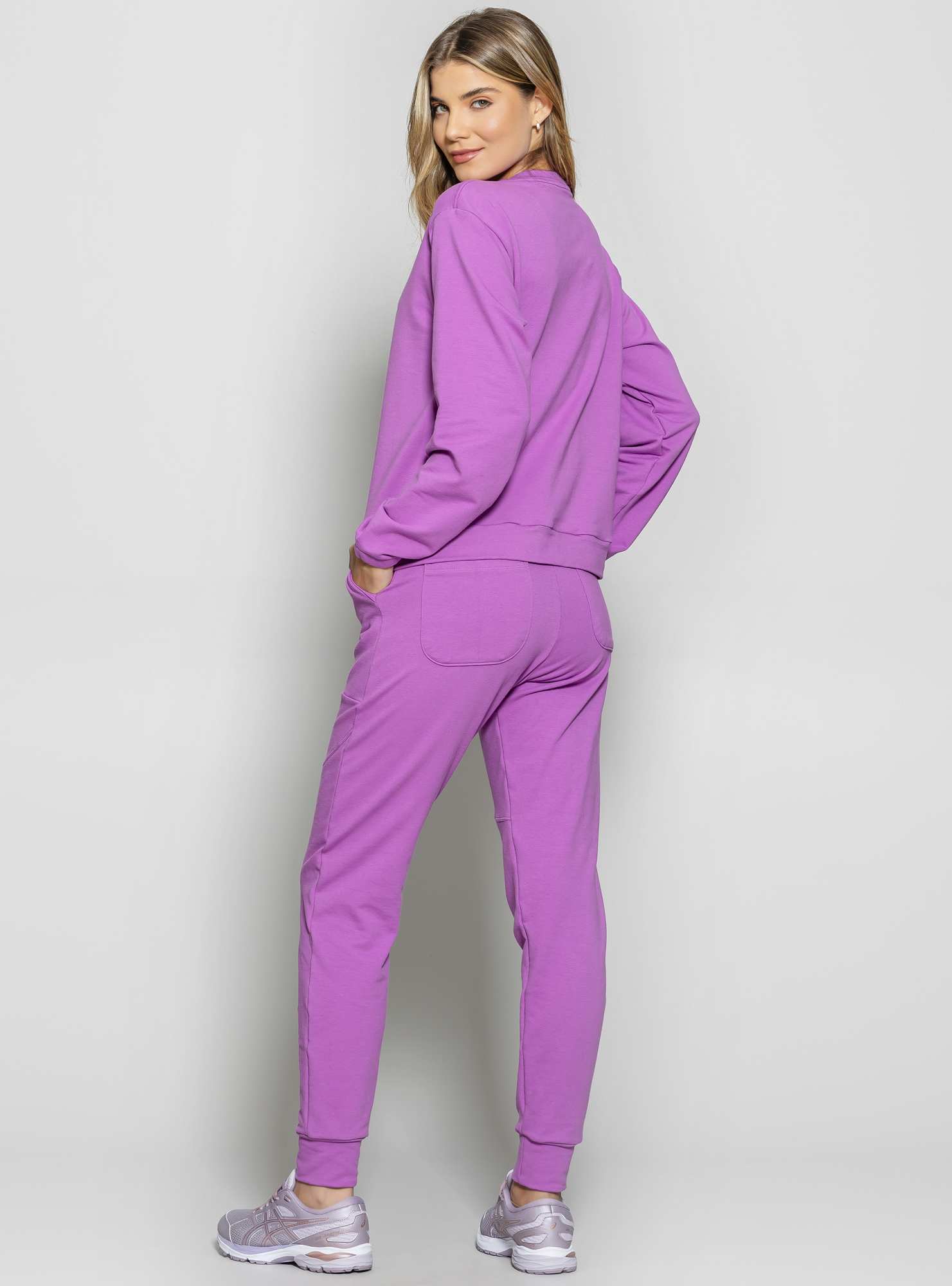 Calça Jogger de Moletinho Roxo 06