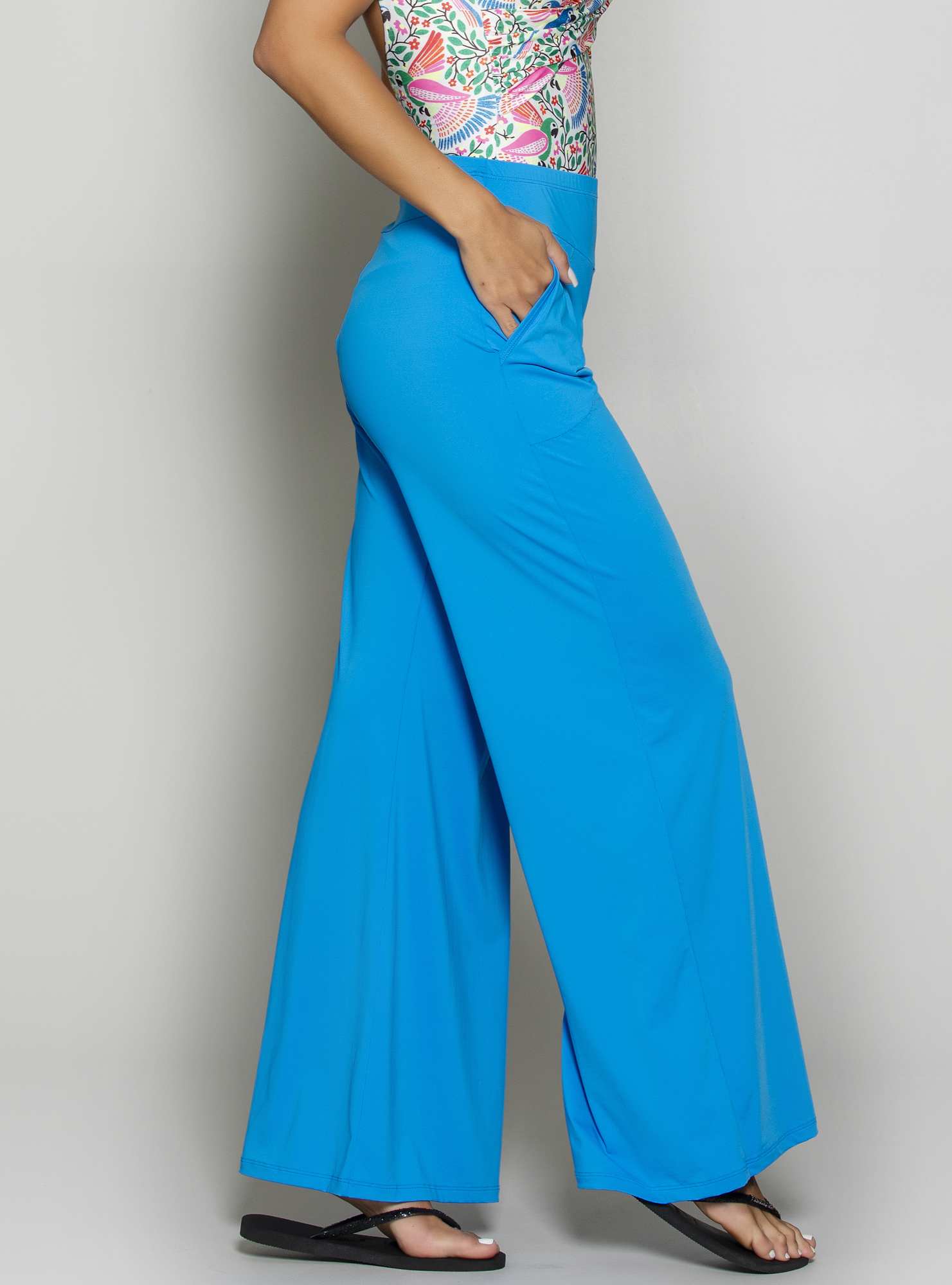 Calça Pantalona Essencial Azul 29