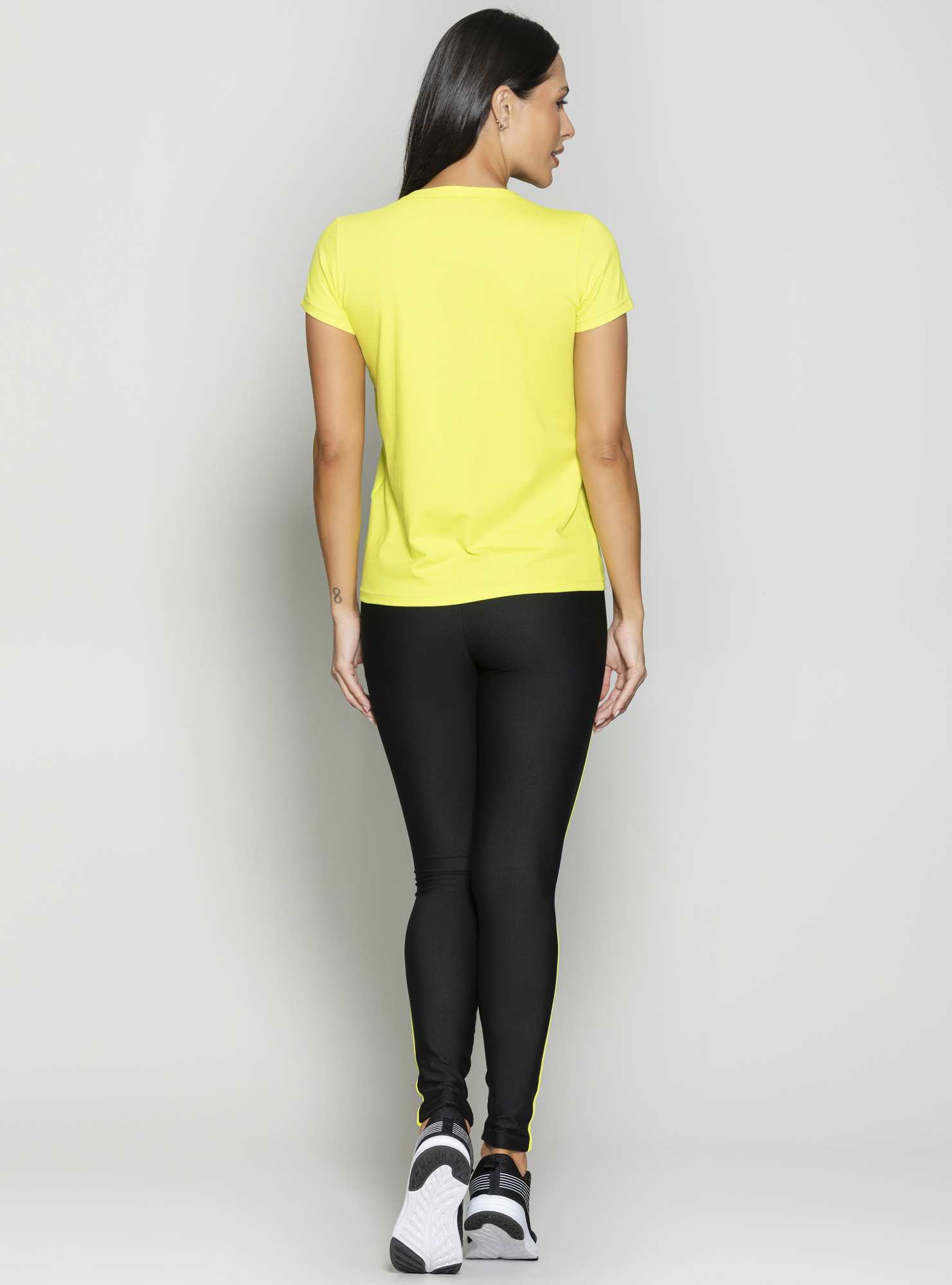 T-Shirt Athleisure Verde 03